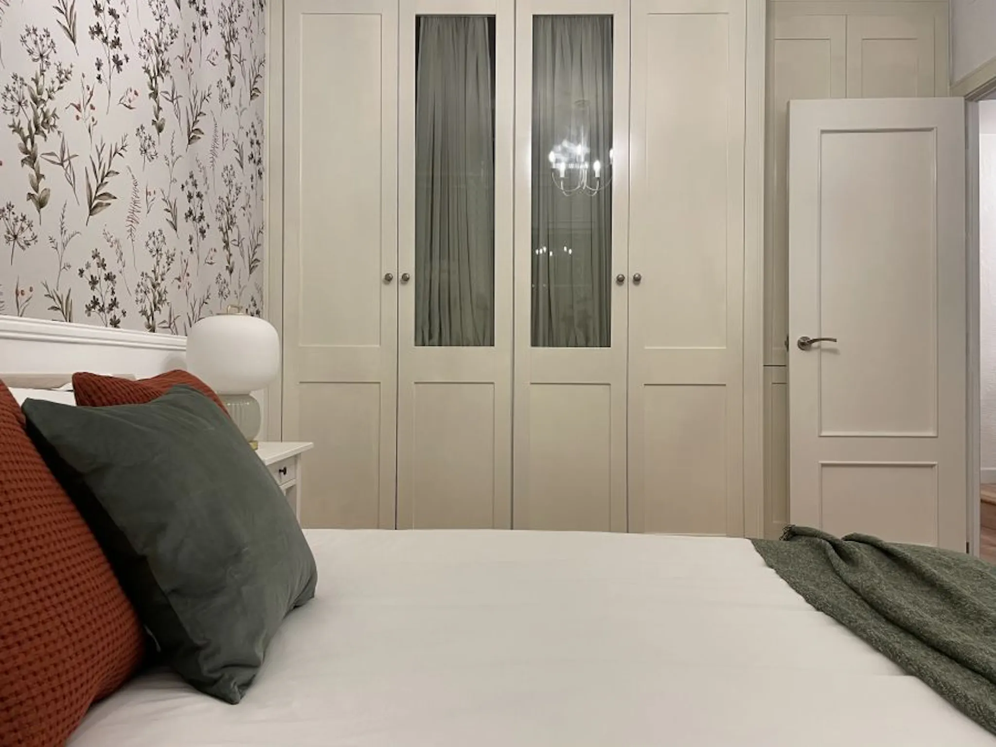 Plaza Pintor Anglada, Valencia preview