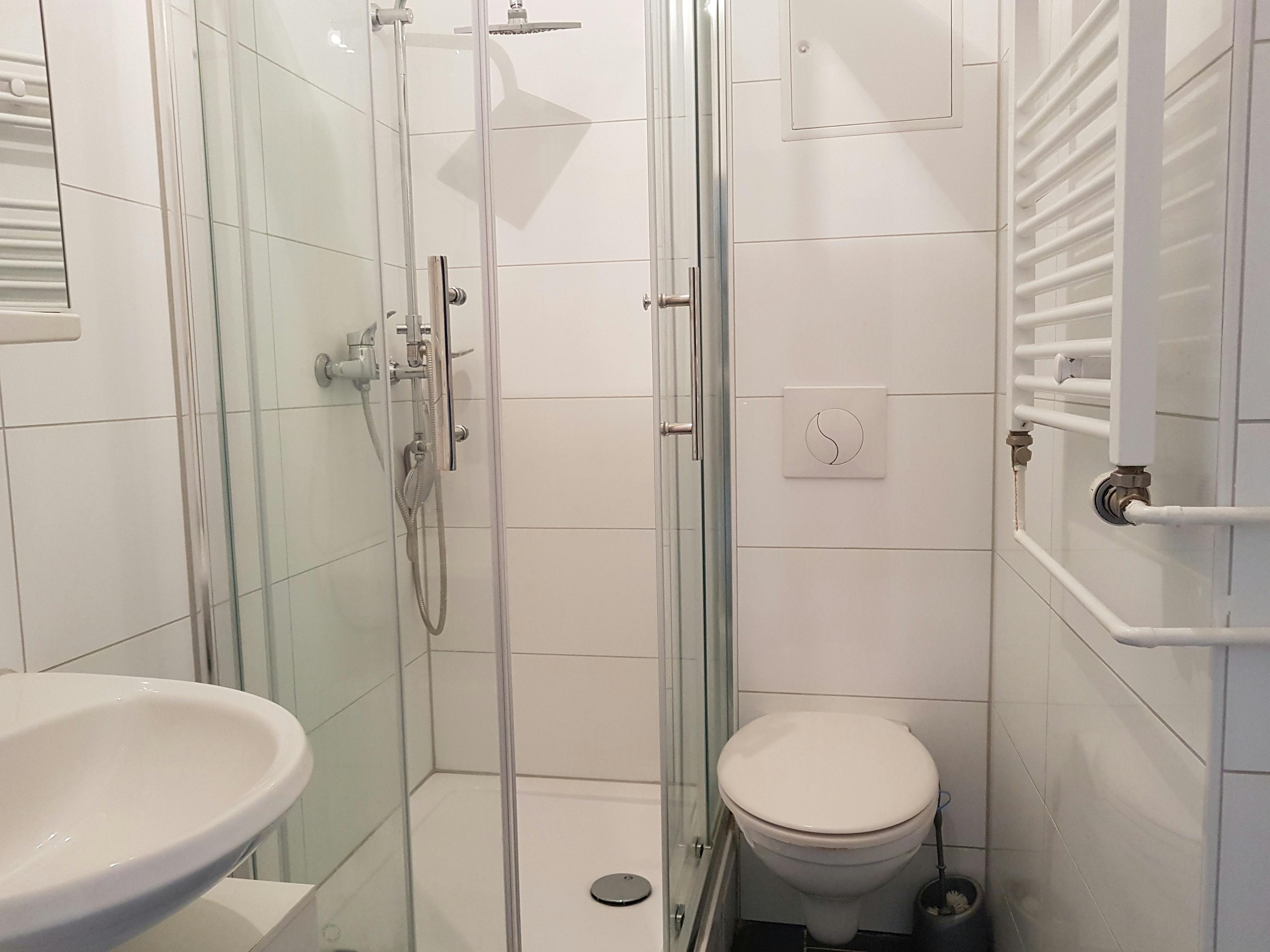 Double room Berlin, 1 bed, 20m² — photo 2