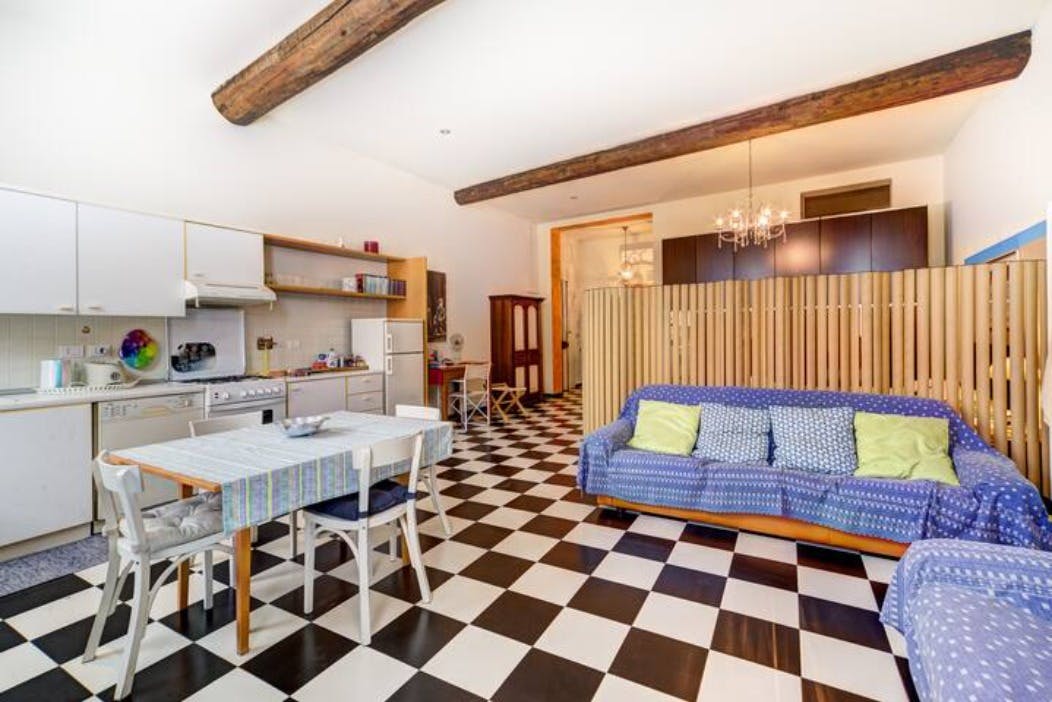 Studio zu mieten für 1.600 € pro Monat in Bologna, Via San Vitale
