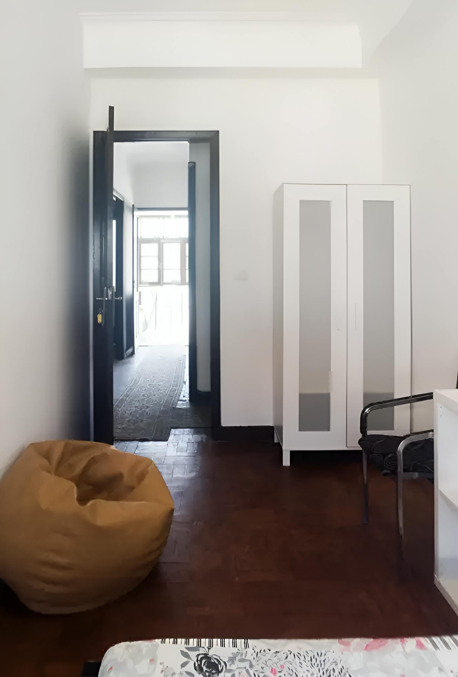 Single room Porto, 1 bed, 10m² — photo 4