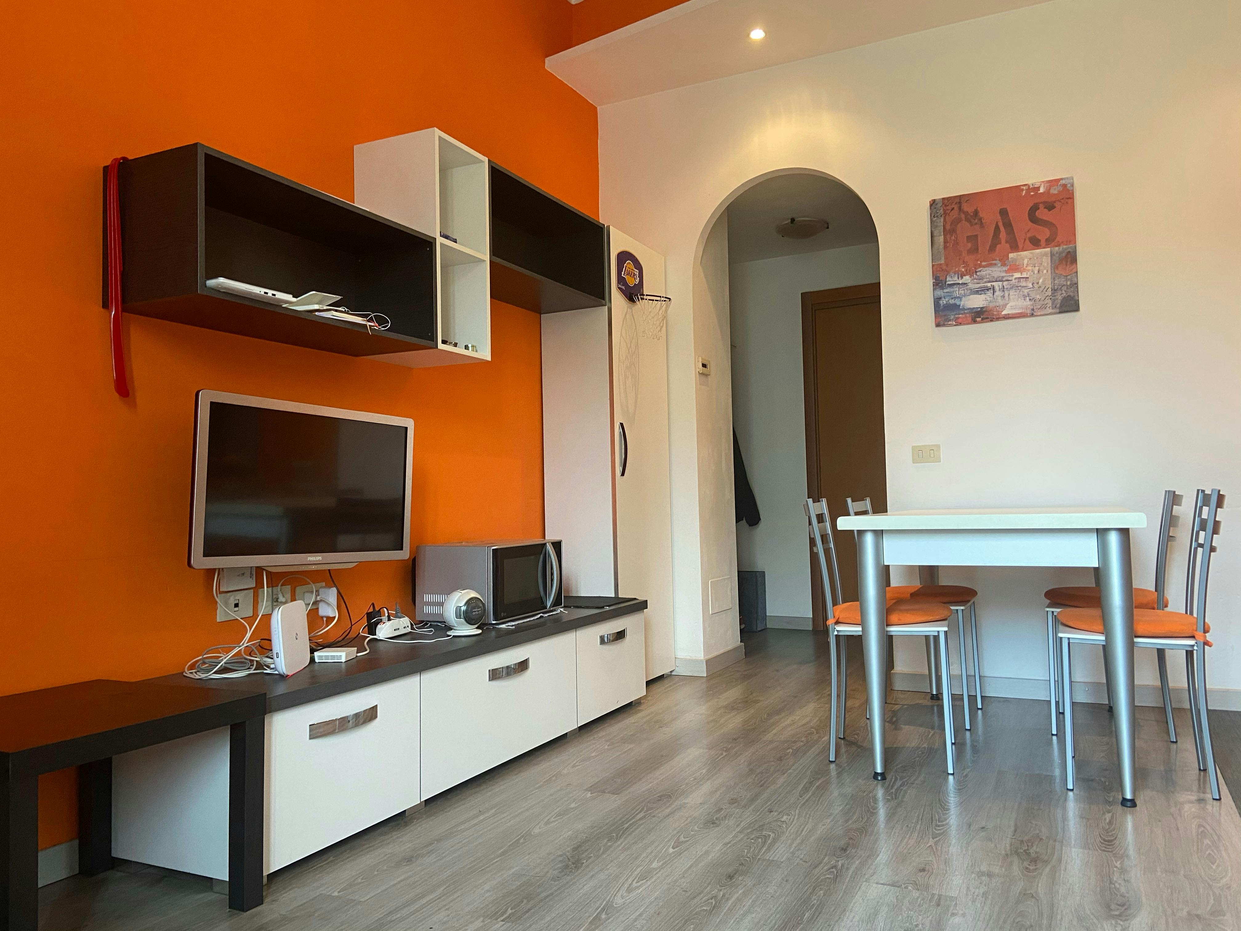 Piazza Francesco Carrara, Milan