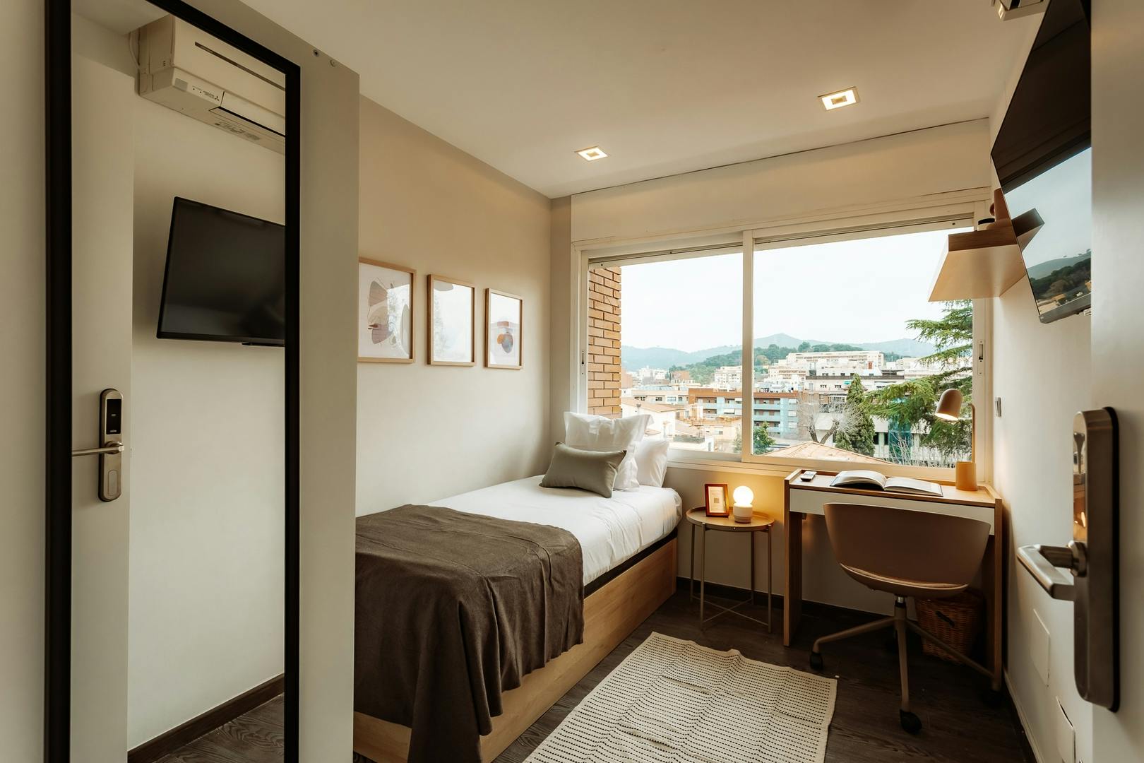 preview gallery tile