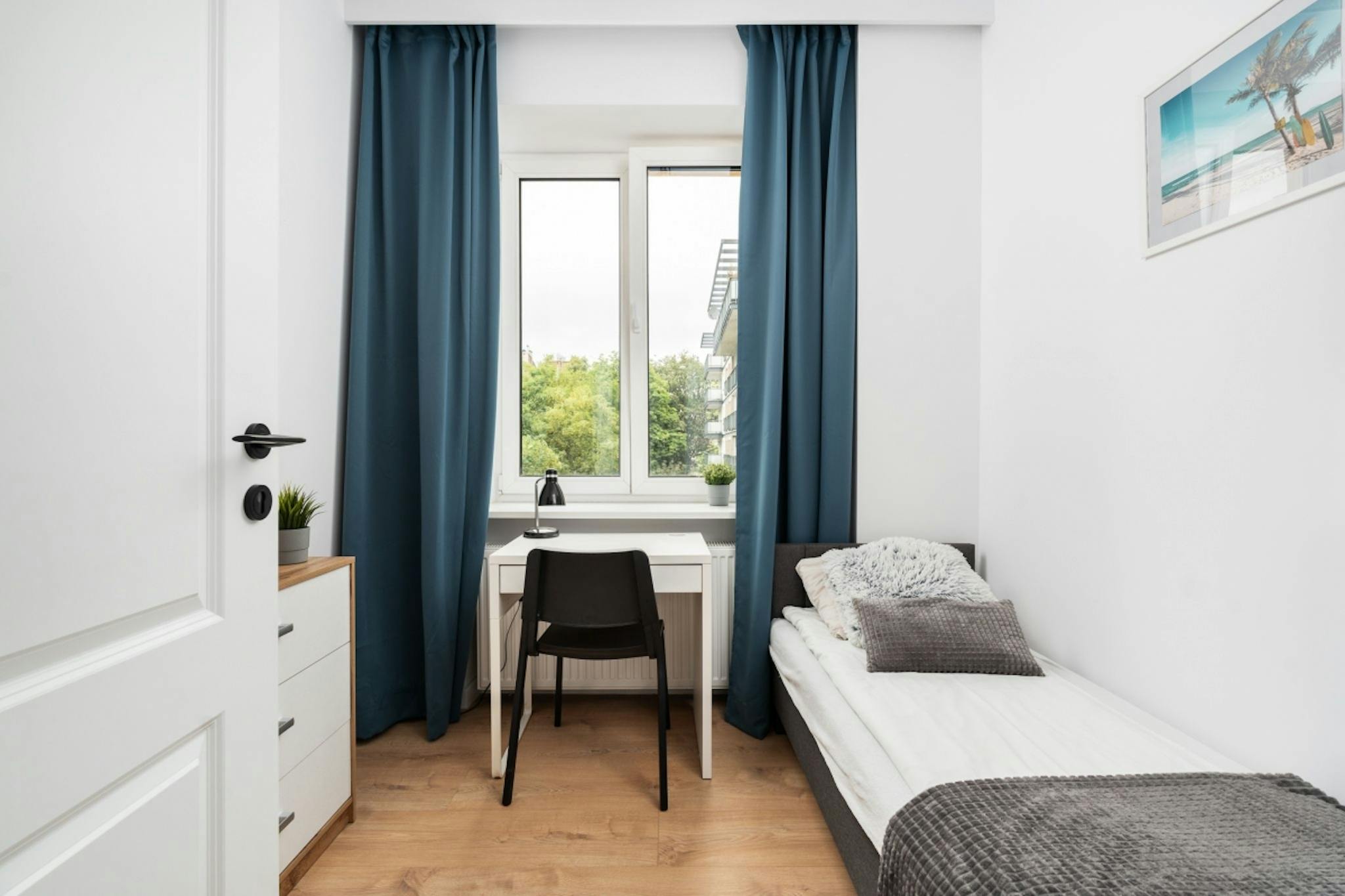 Piękna, Warsaw preview