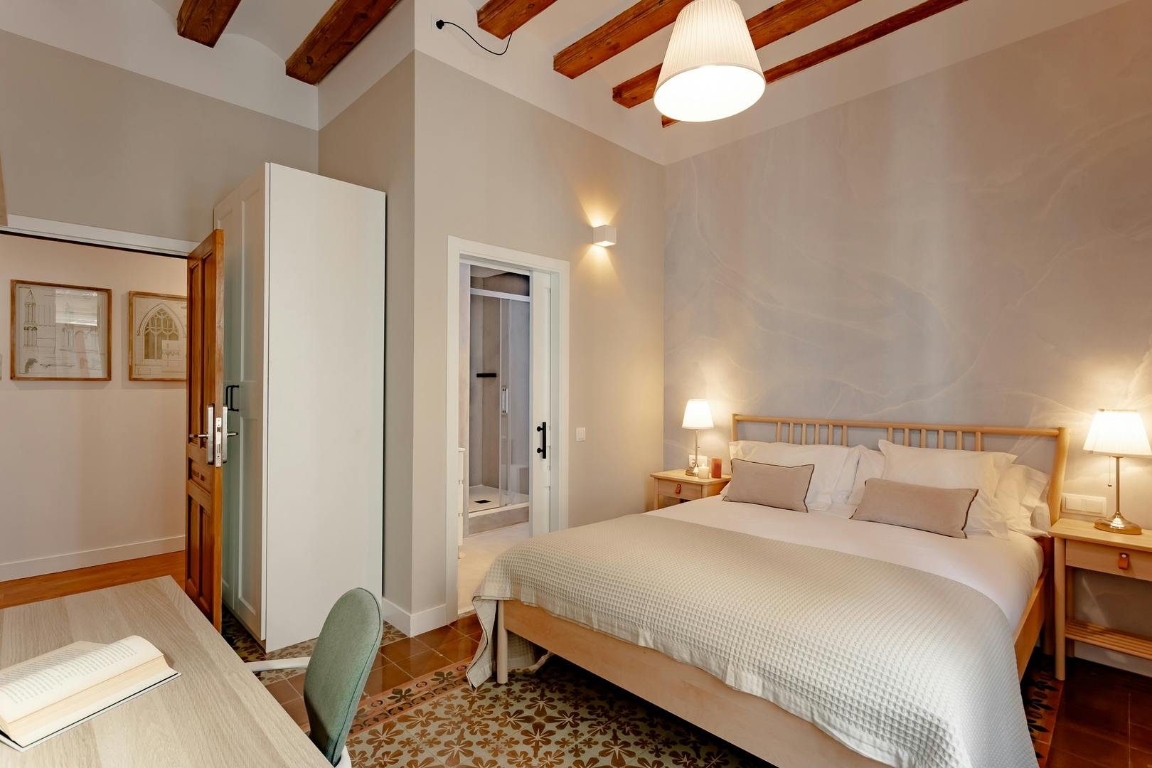 preview gallery tile