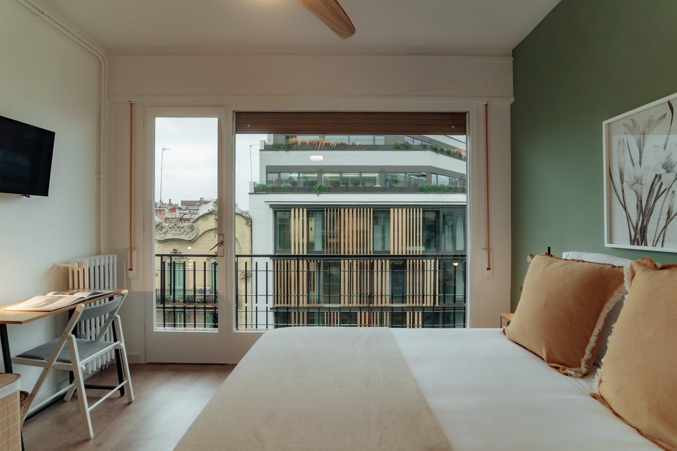 preview gallery tile