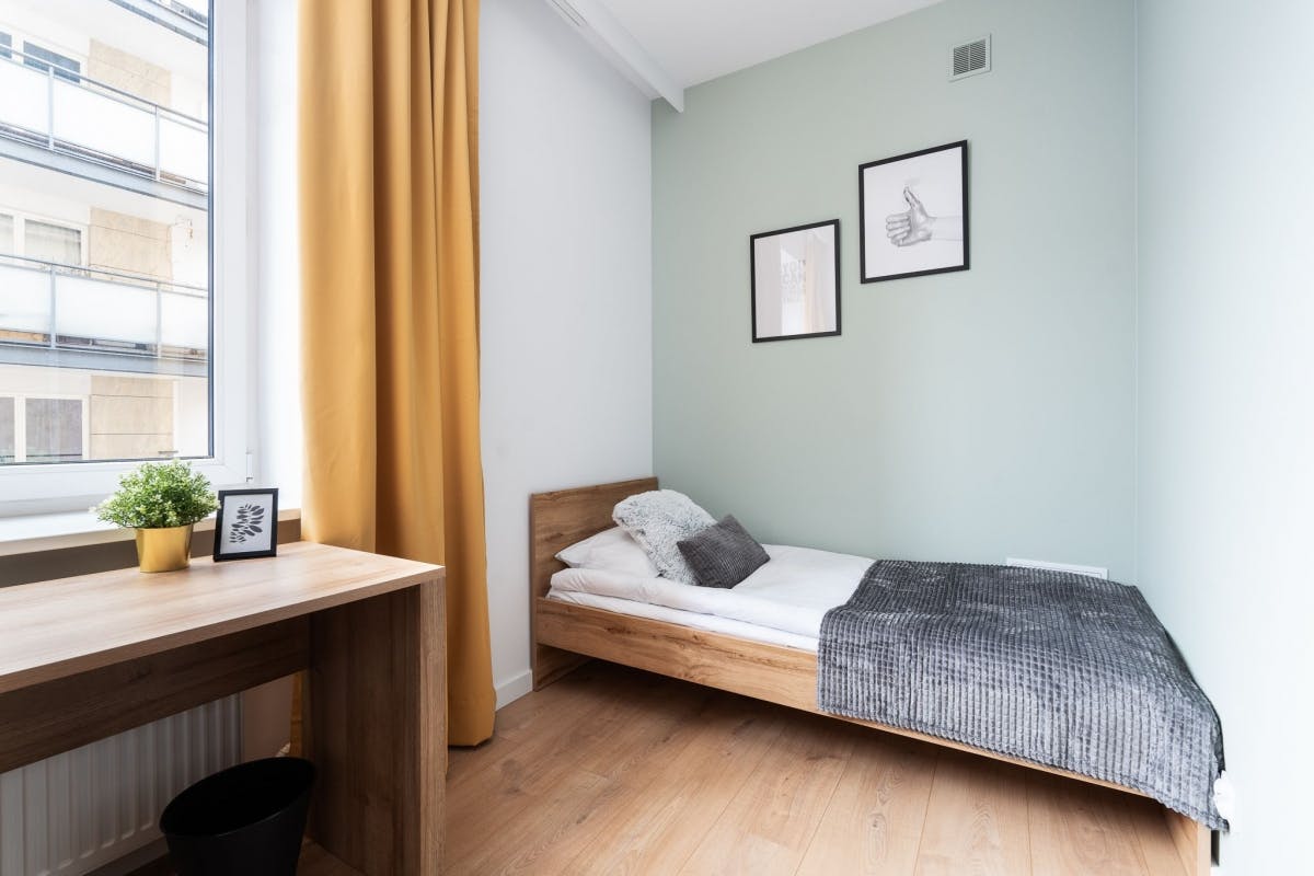 Chambre privée à louer pour 2 500 PLN/mois à Warsaw, Piękna