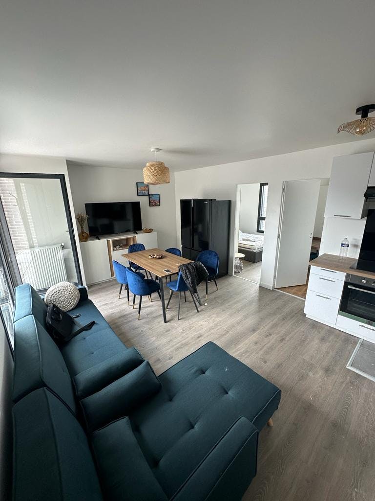 Private room for rent on Rue Eugénie Eboué, Asnières-sur-Seine