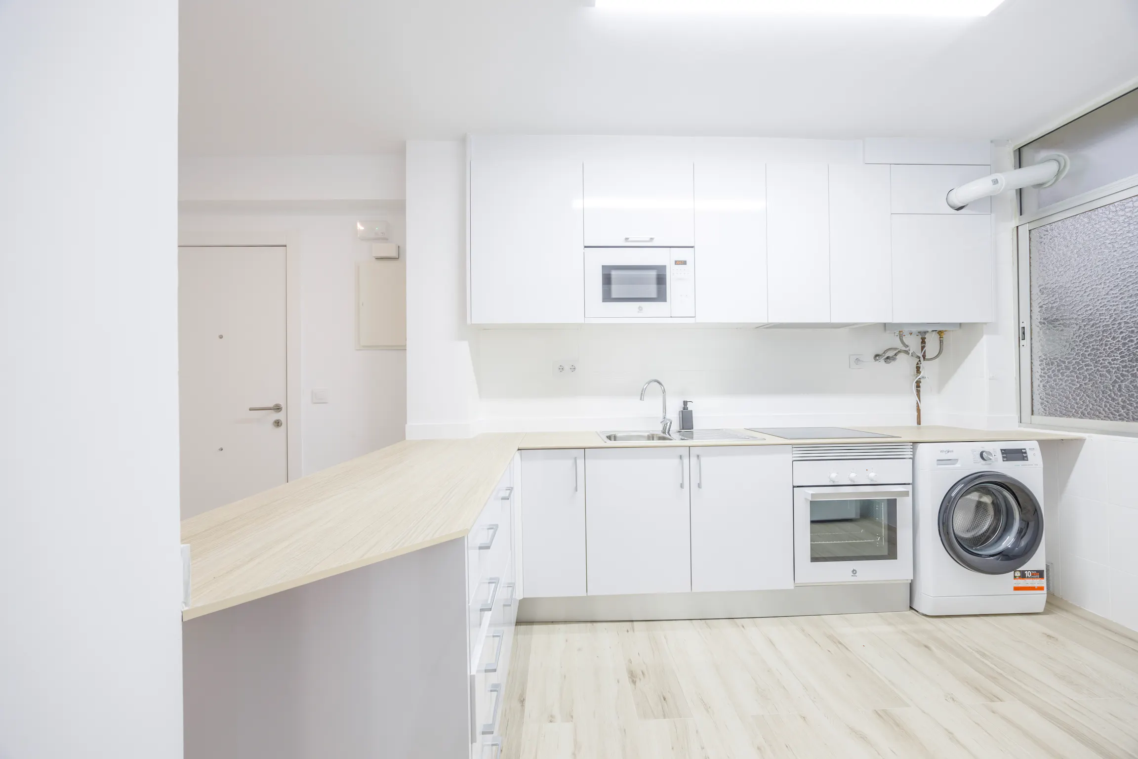 5-Bedroom Apartment in Carrer de Campoamor, Valencia (1628267) ROOM 3