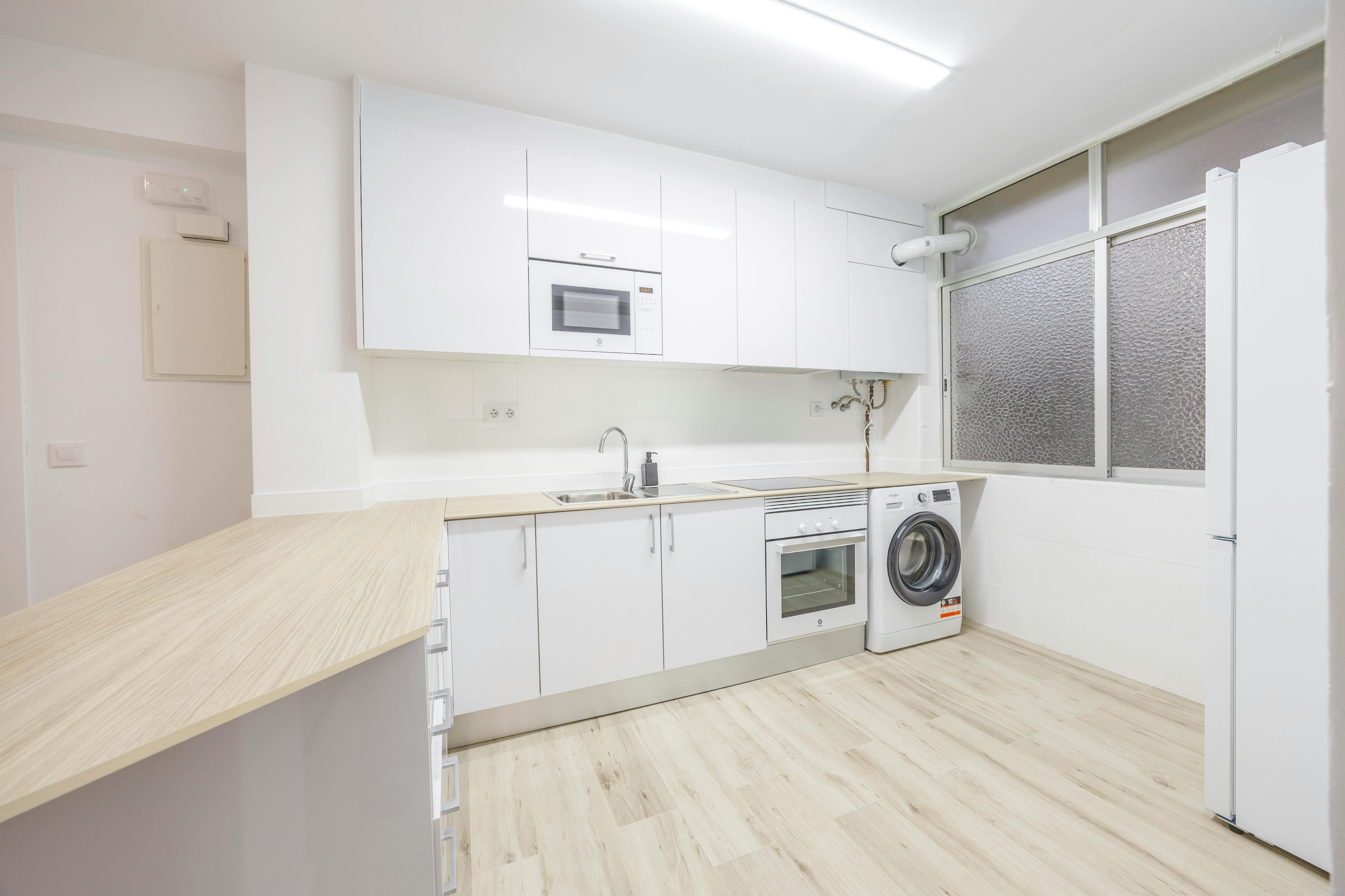 Carrer de Campoamor, Valencia preview