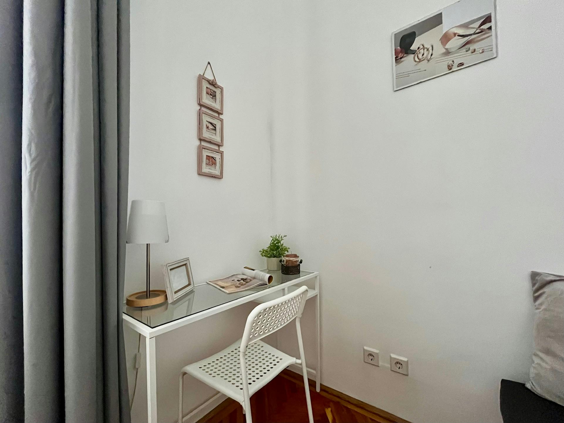 preview gallery tile