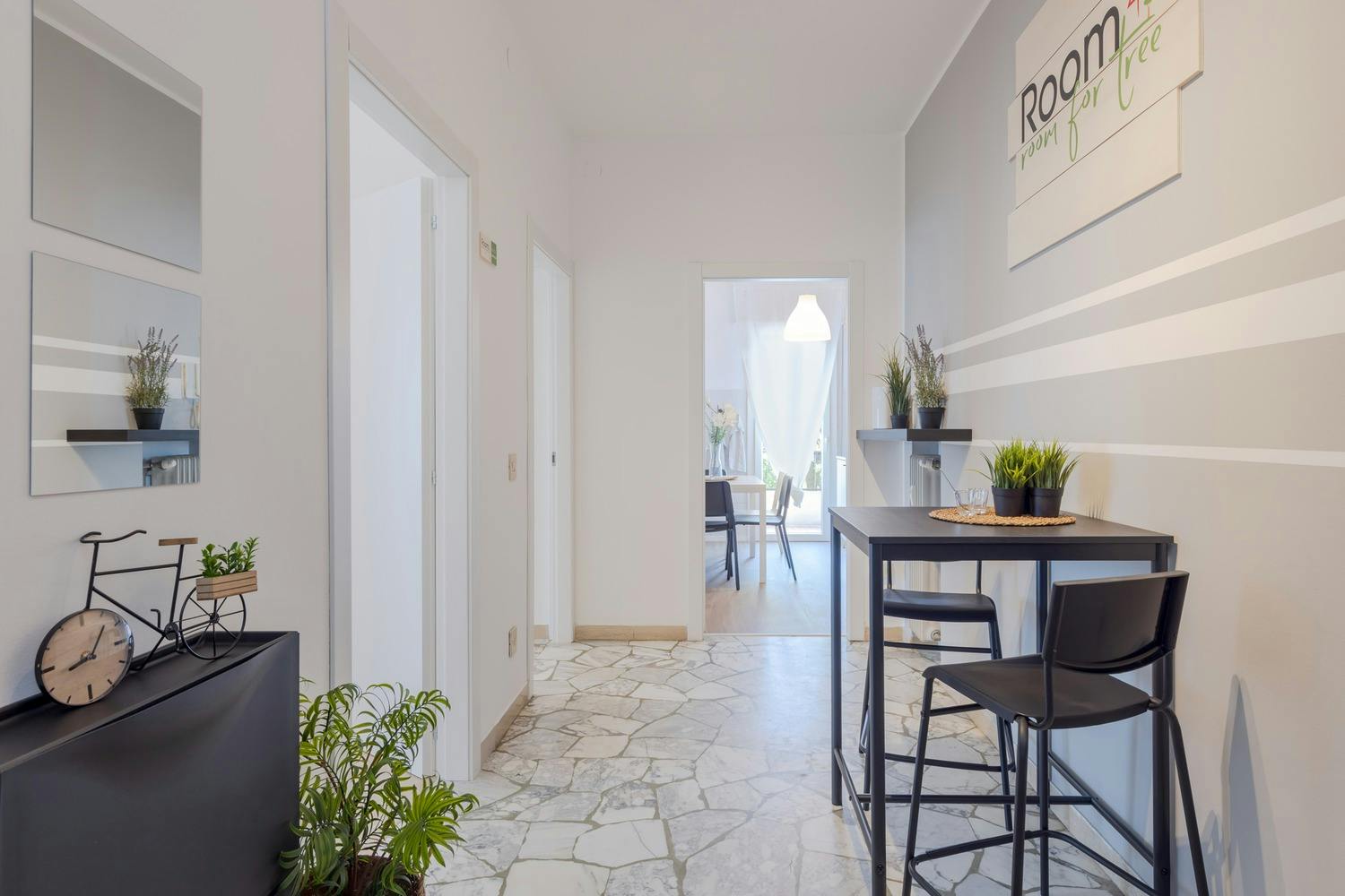 Double room Padova, 1 bed, 18m² — photo 1