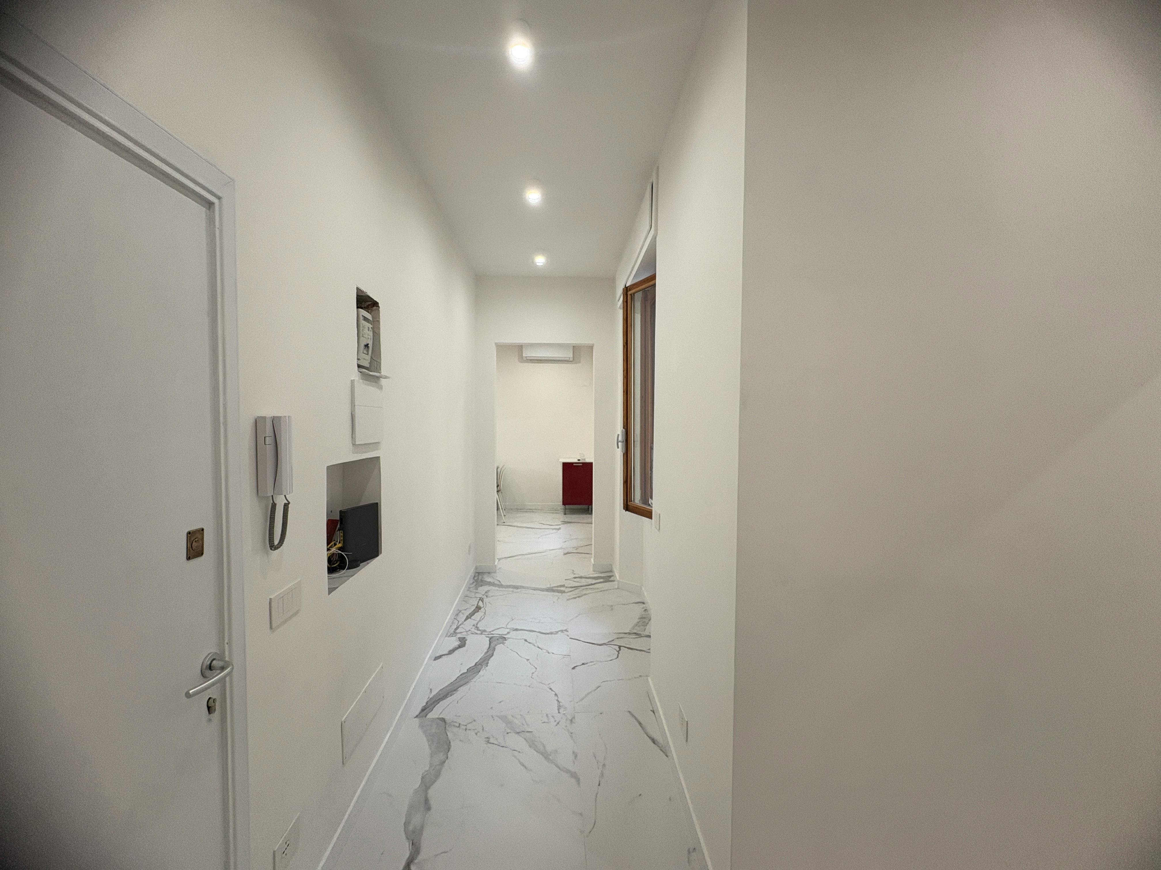 Single room Florence, 1 bed, 21m² — photo 6