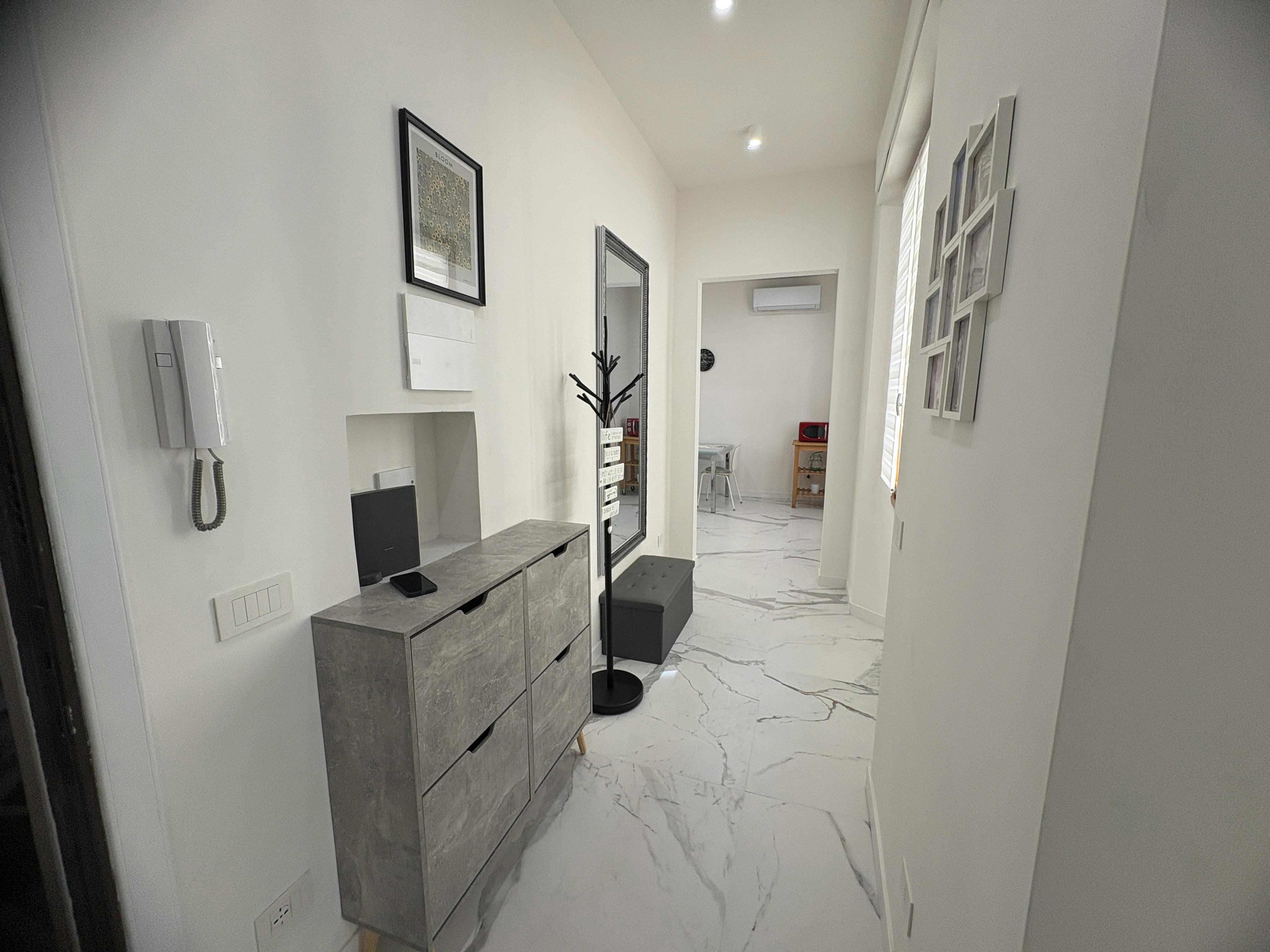 Single room Florence, 1 bed, 21m² — photo 22