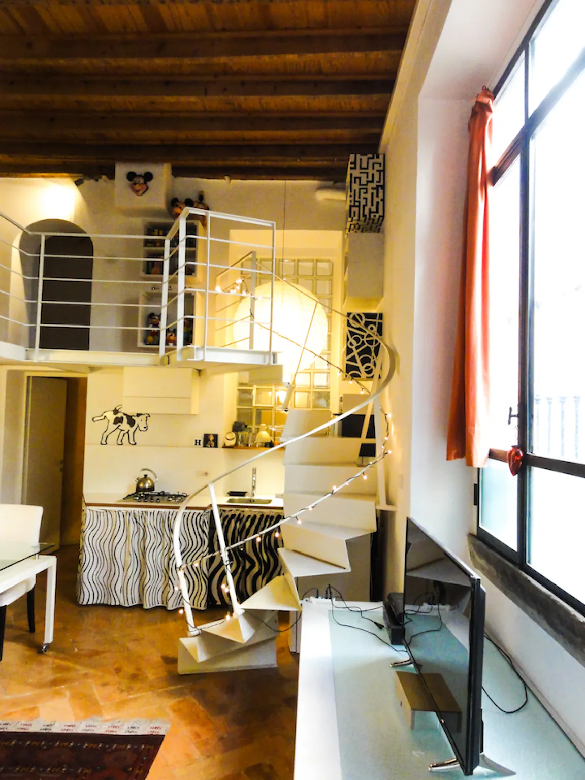 Piazza XXV Aprile, Milan preview