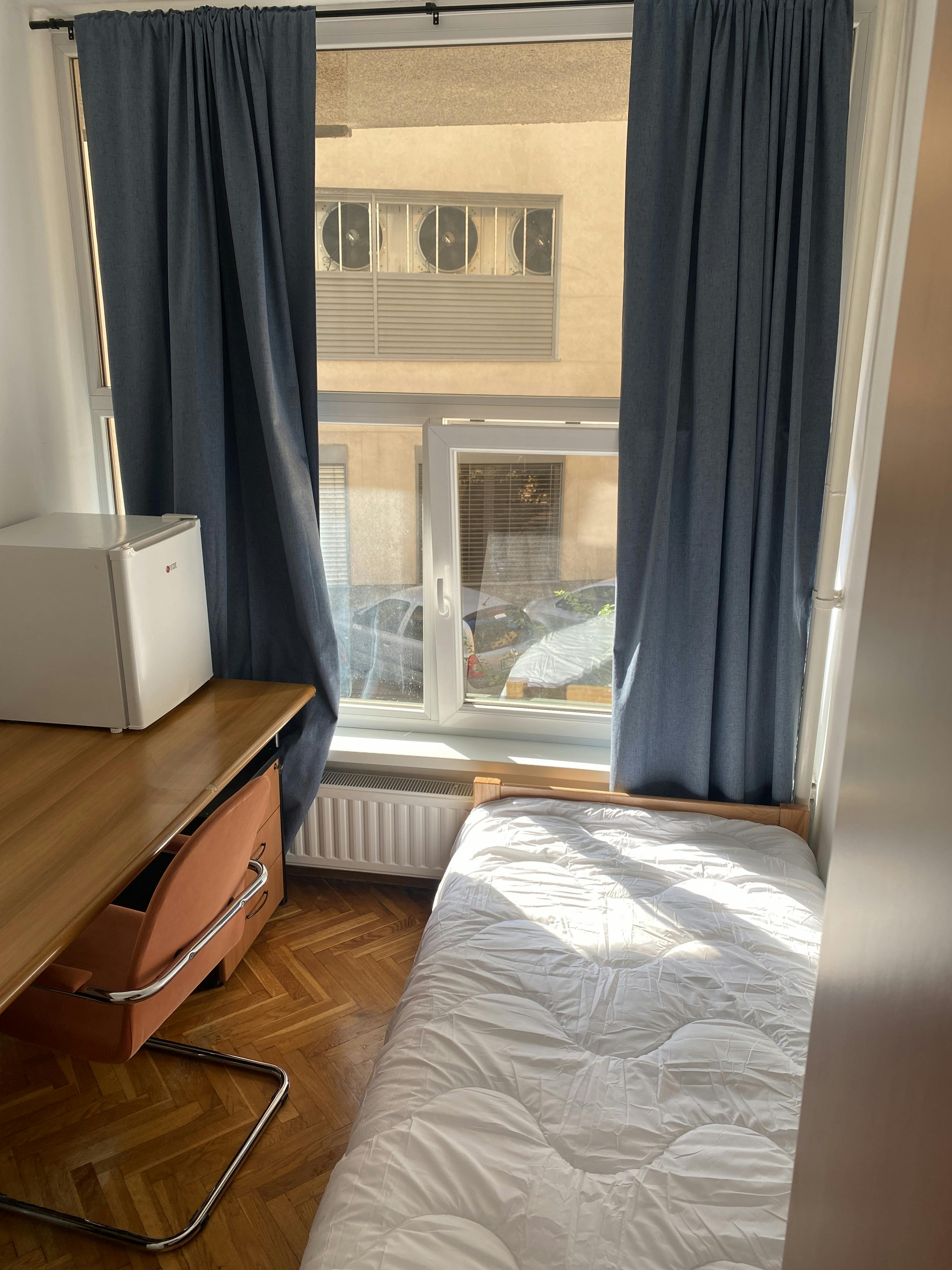 WG-Zimmer zu mieten für 590 € pro Monat in Ljubljana, Gestrinova ulica
