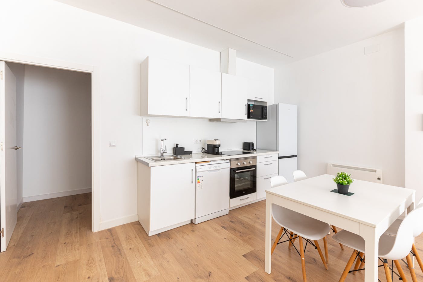 2-Bedroom Apartment in Calle de Emiliano Barral, Madrid (1628477) room image 10