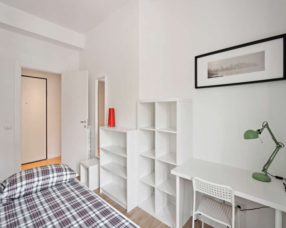 Viale Legioni Romane, Milan