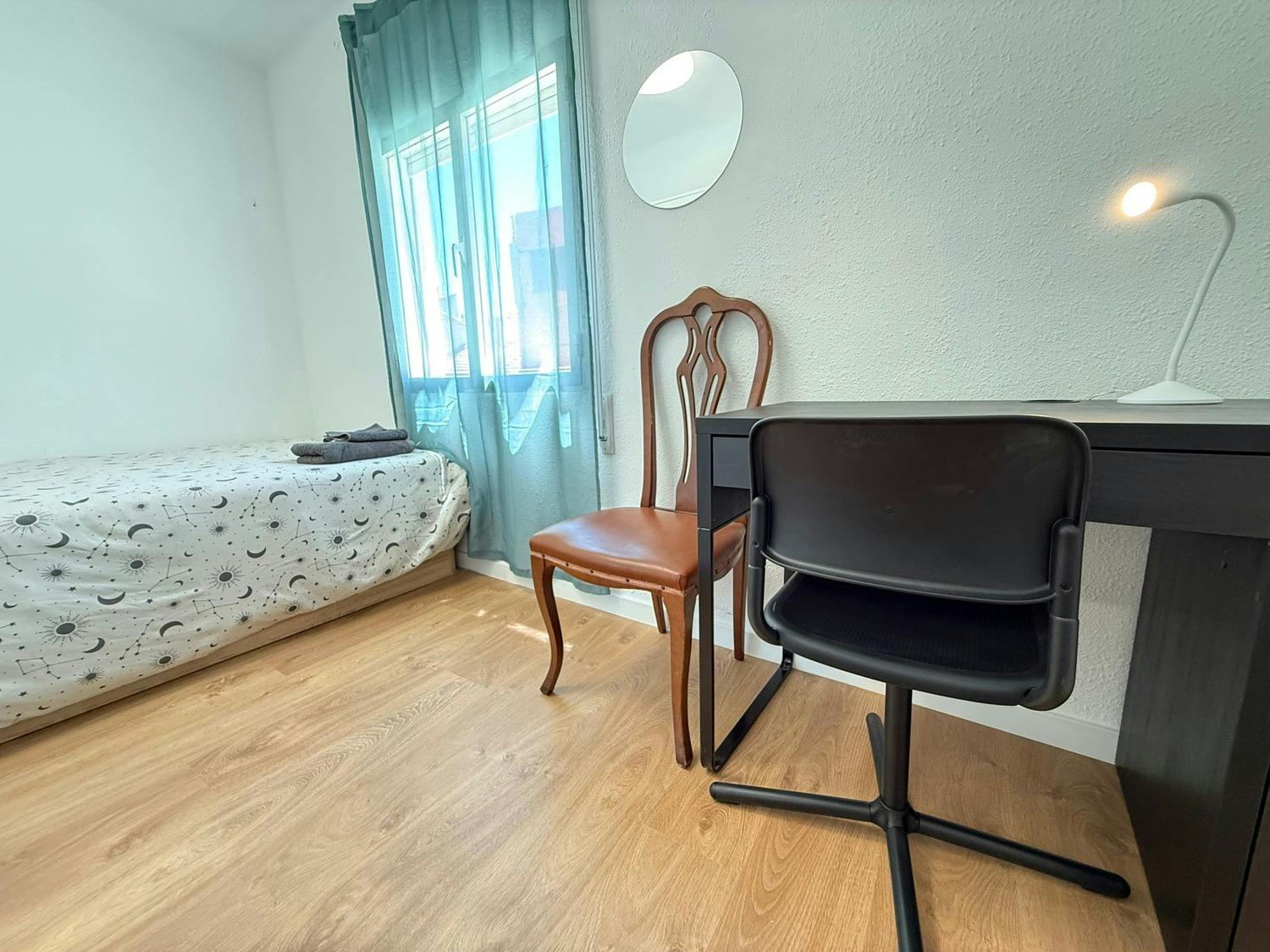 Calle de Santa Julia, Madrid preview