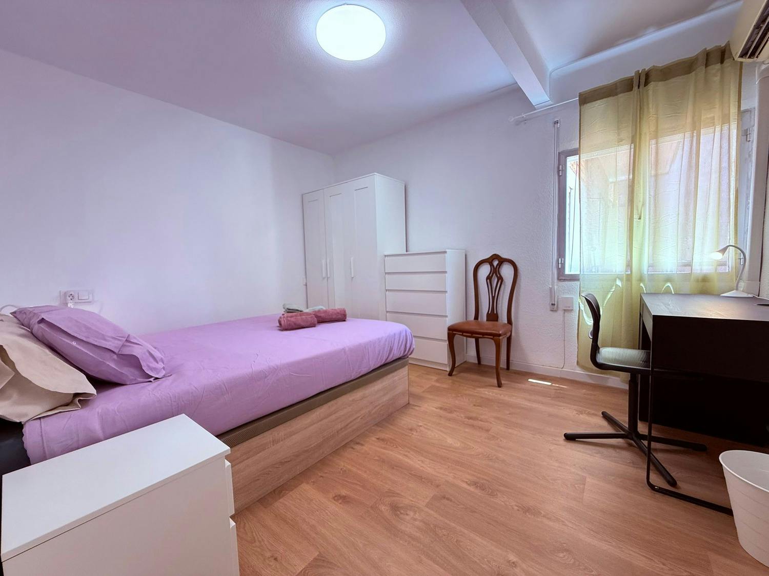 Calle de Santa Julia, Madrid preview