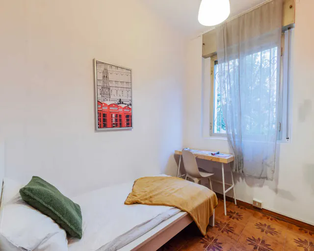 Private room in Via San Donato, Bologna (1628621) room image 1