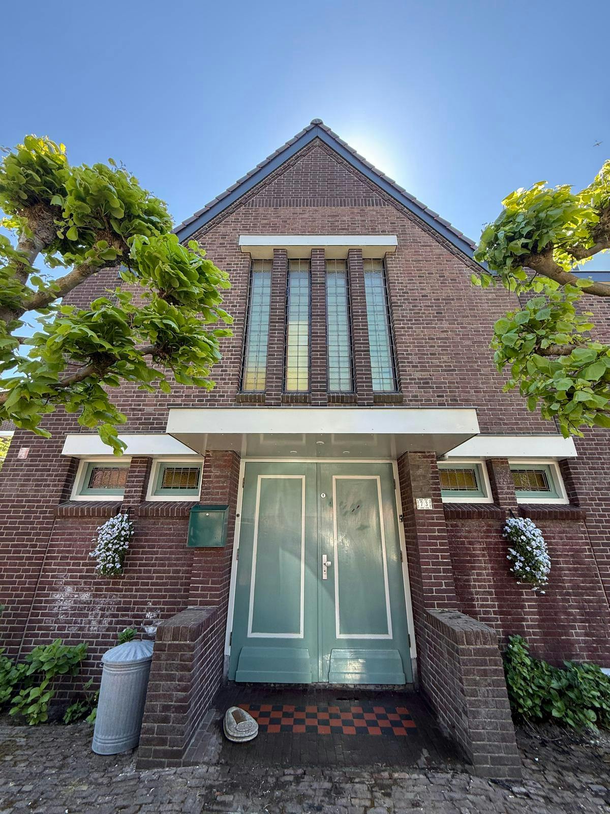 House for rent for €8,000 per month in 's-Gravenzande, van de Kasteelestraat