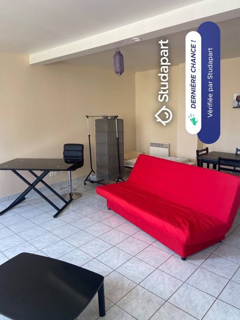 Apartament de închiriat pentru 420 EUR pe lună în Blois, Rue Michel Bégon