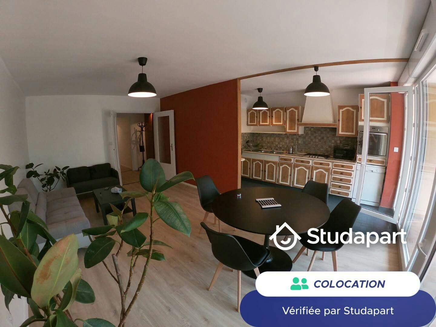 Private room for rent for €450 per month in Rennes, Cours de Bilbao