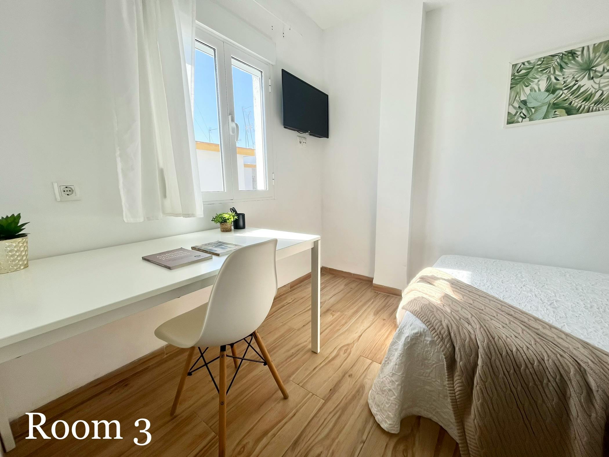 Single room Sevilla, 1 bed, 9m² — photo 3