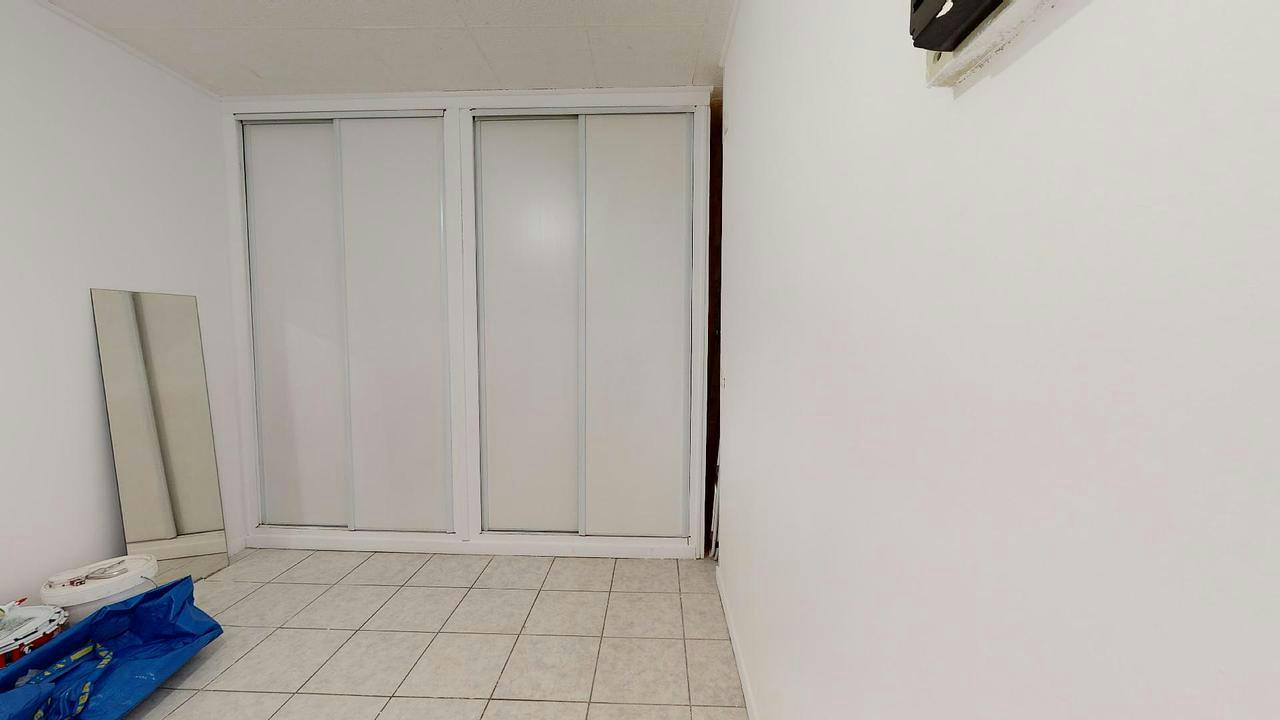Private room for rent on Rue Philippe Fabia, Lyon - Plus