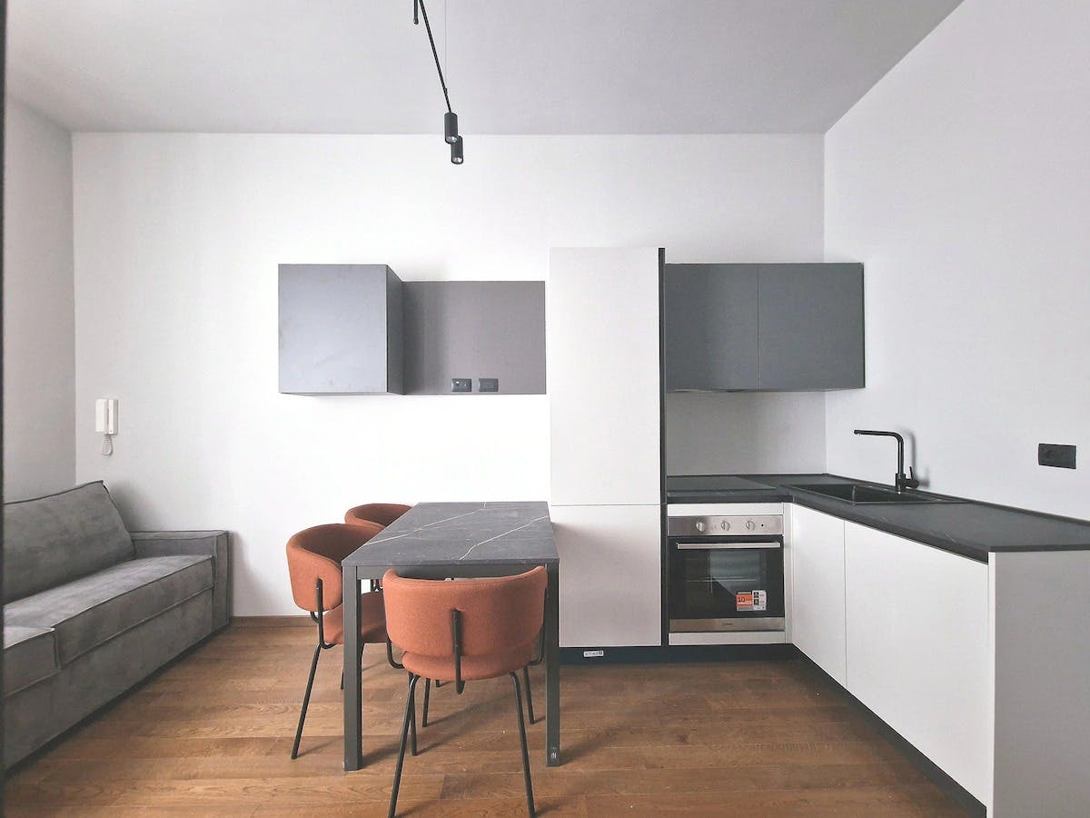 Apartment for rent for €2,000 per month in Milan, Via Alessandro Arnaboldi