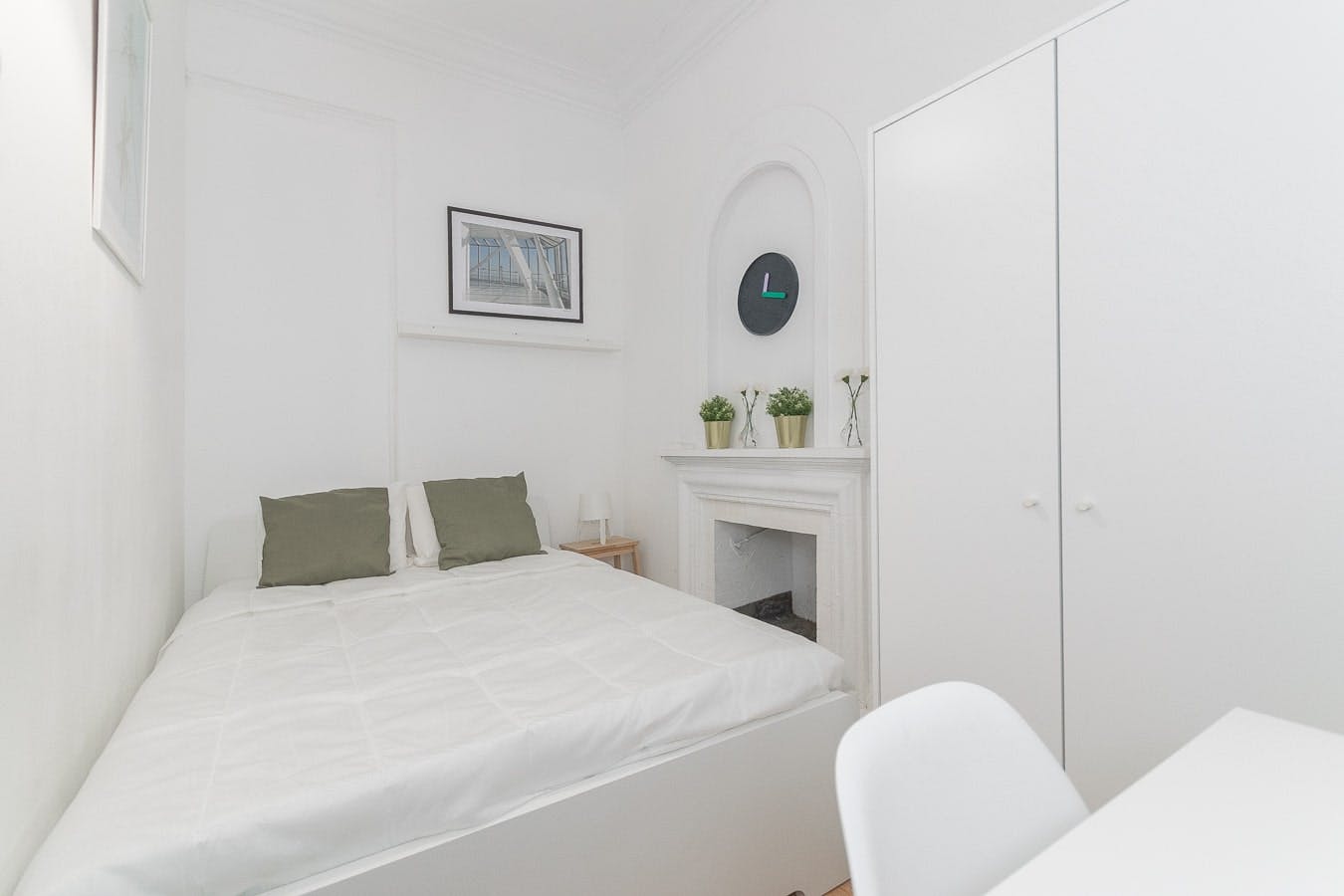 Room on Carrer del Comte d'Urgell, Barcelona