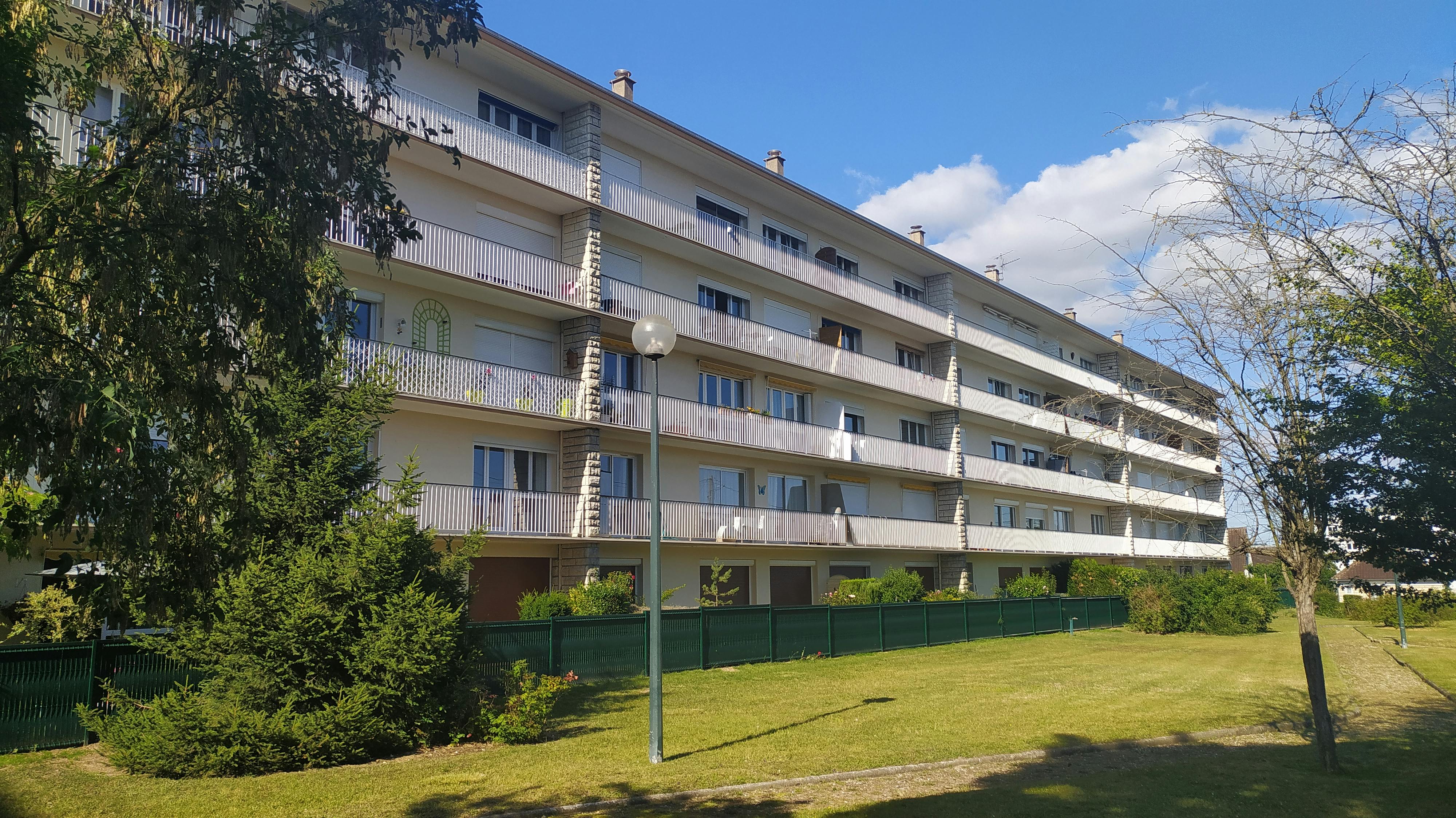 Appartement à louer pour 450 €/mois à Saint-Étienne-du-Rouvray, Rue Jean Perrin