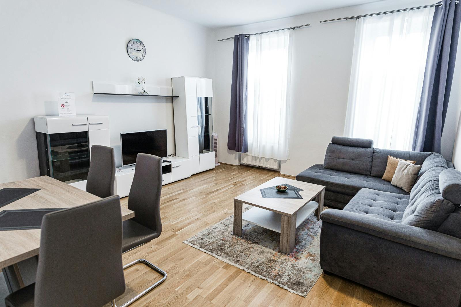 Apartment for rent for €1,399 per month in Vienna, Währinger Gürtel