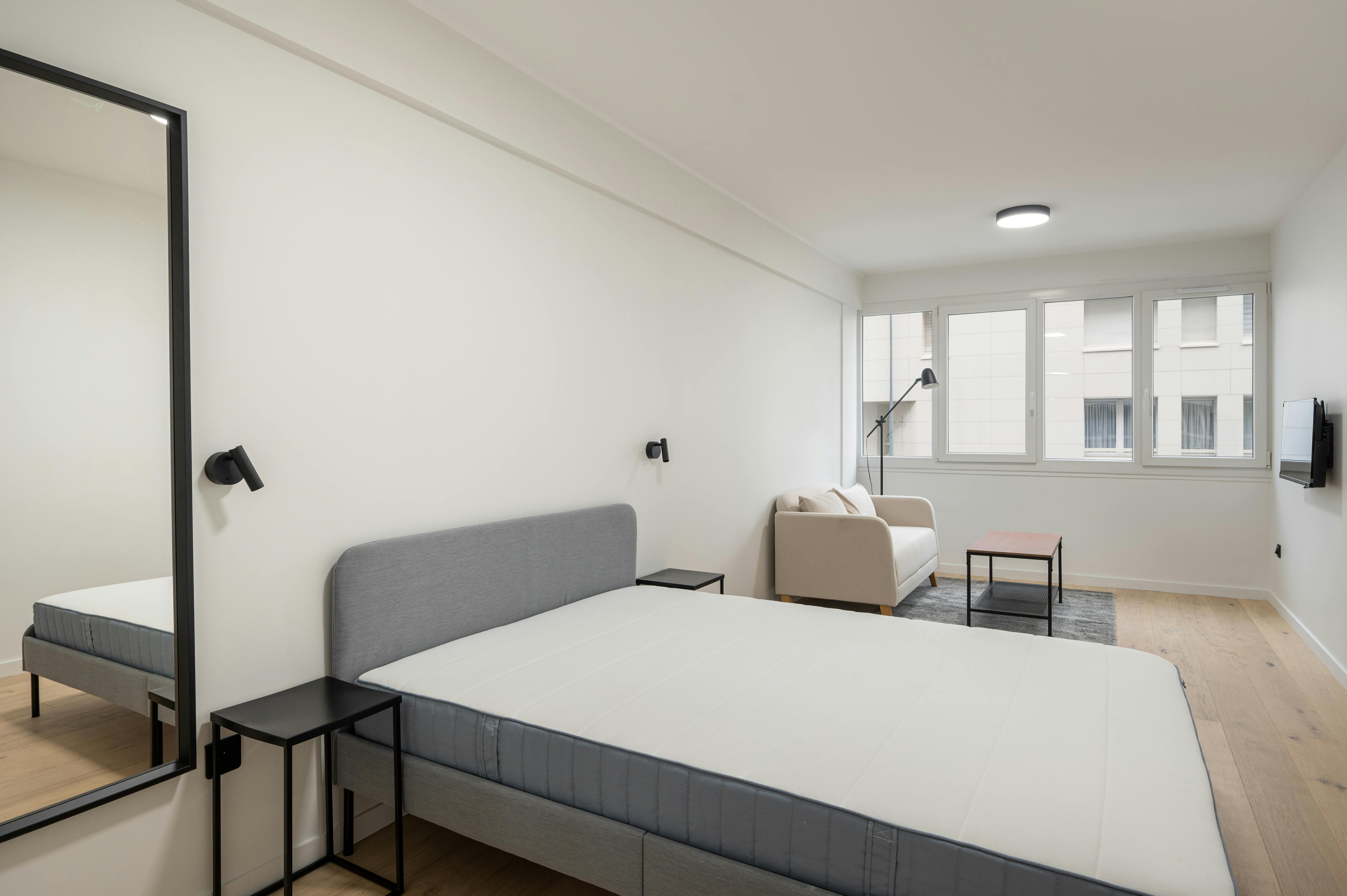 Apartment Clichy, 1 bed, 29m² — photo 2