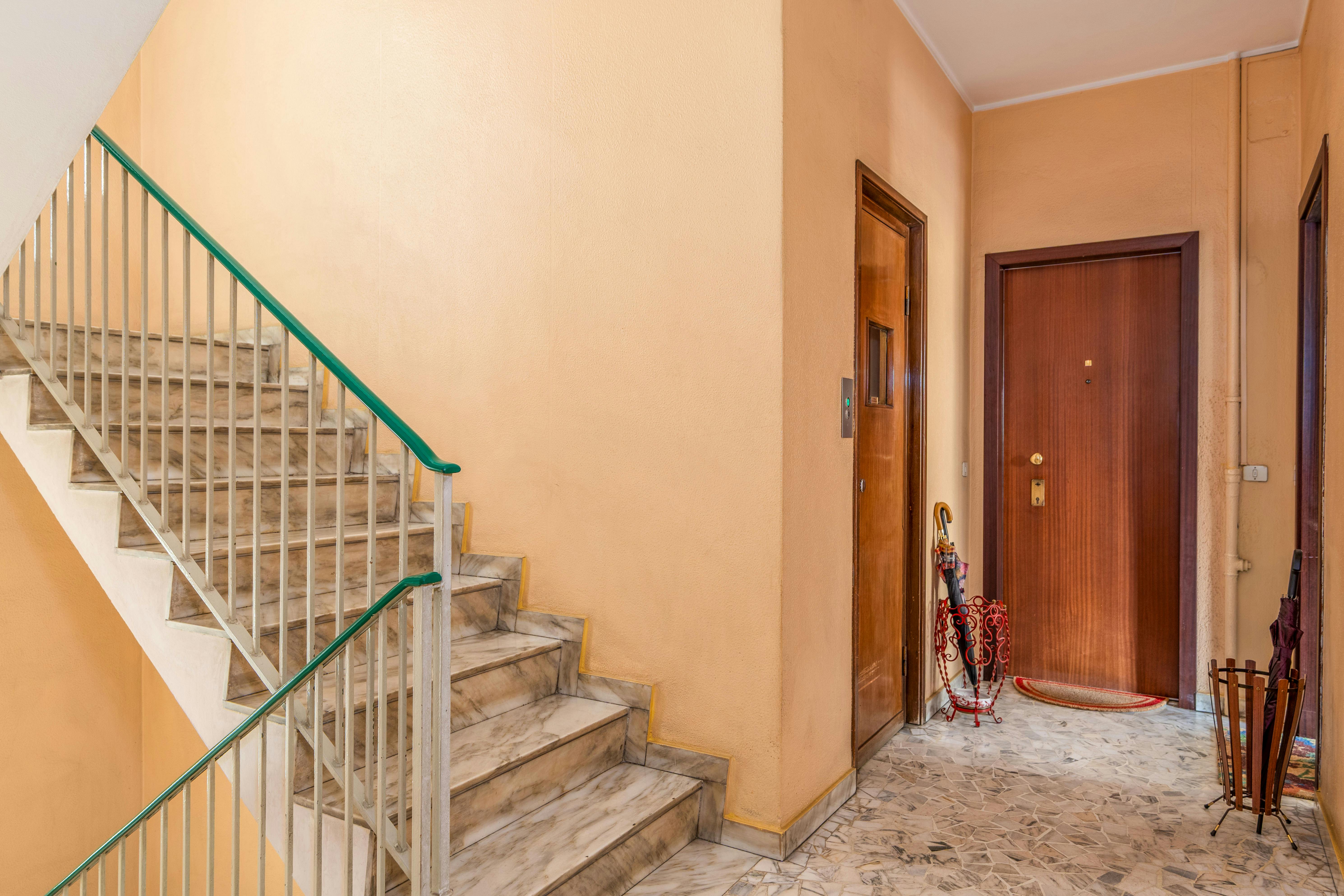 Apartment Milan, 1 bed — photo 2