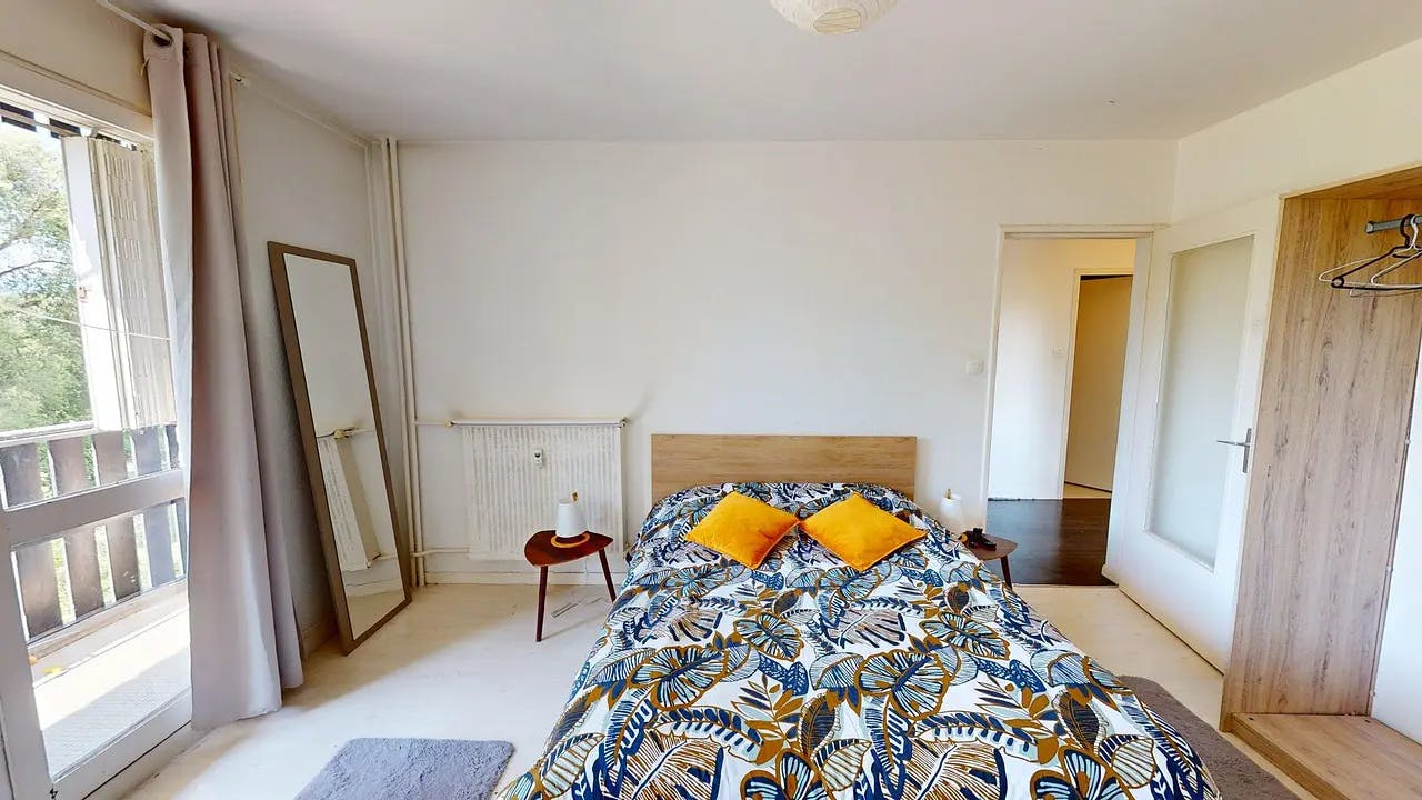 Avenue Marie Reynoard, Grenoble preview