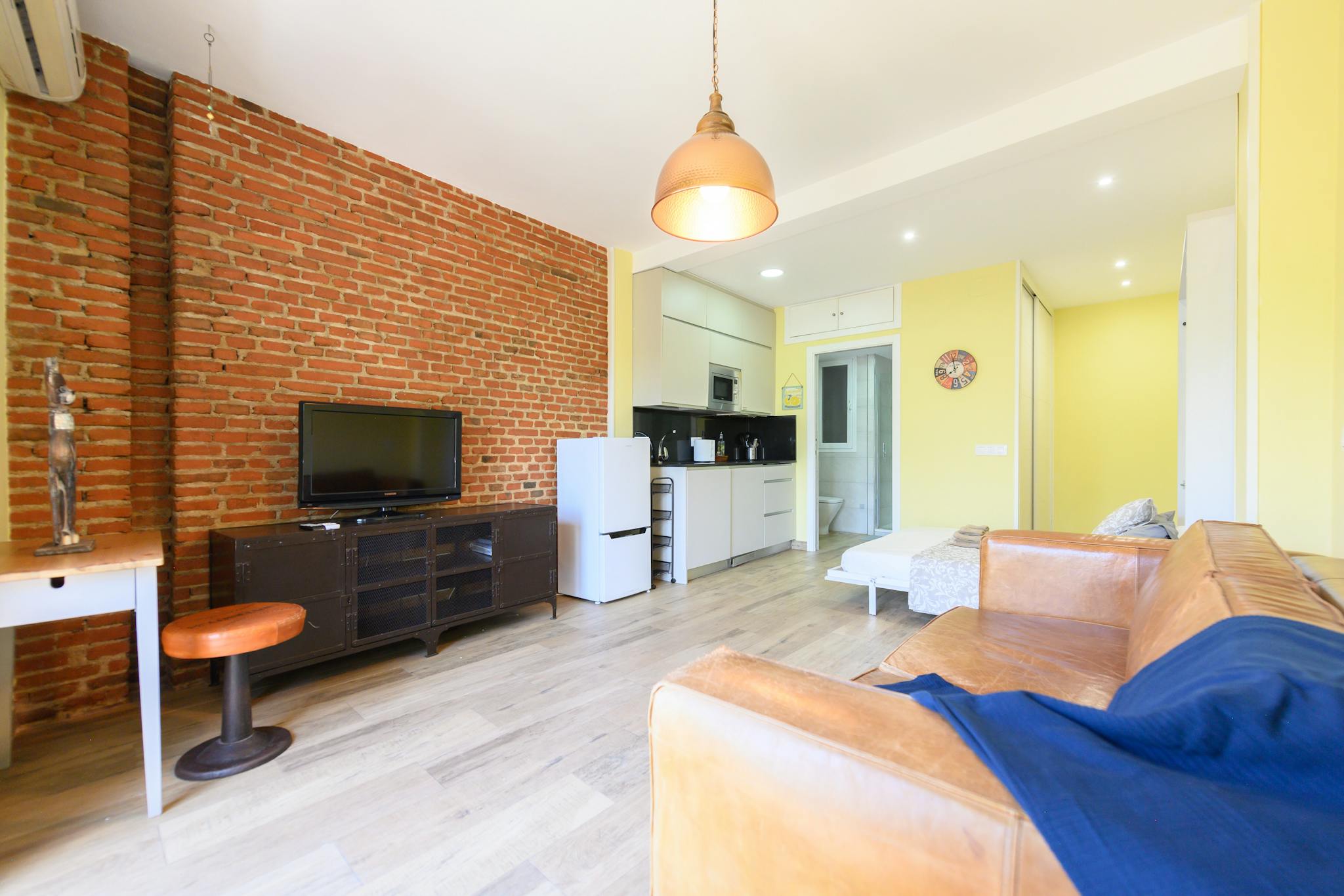 Calle de Aniceto Marinas, Madrid preview