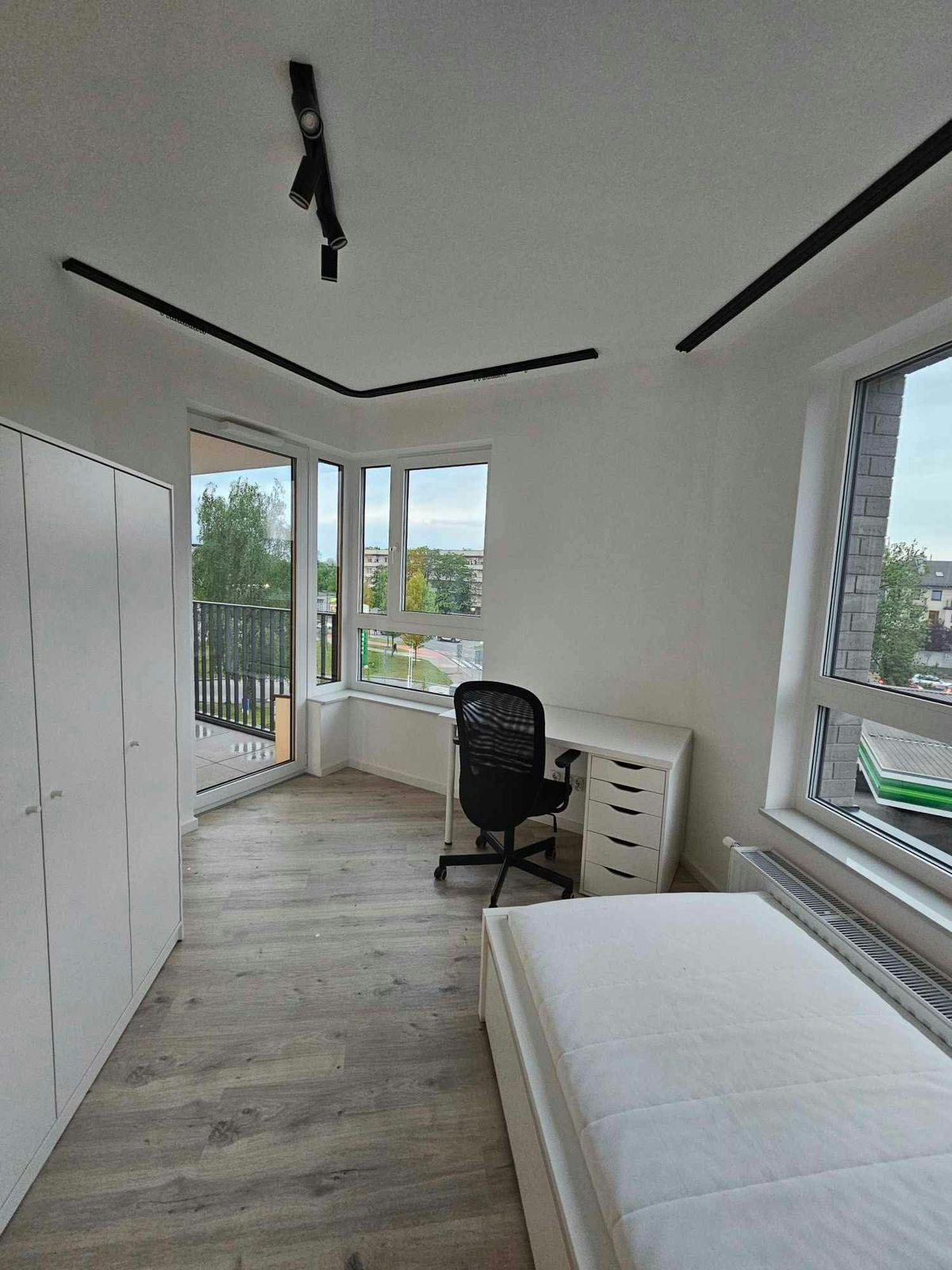 Private room for rent for PLN 1,370 per month in Kraków, Prandoty