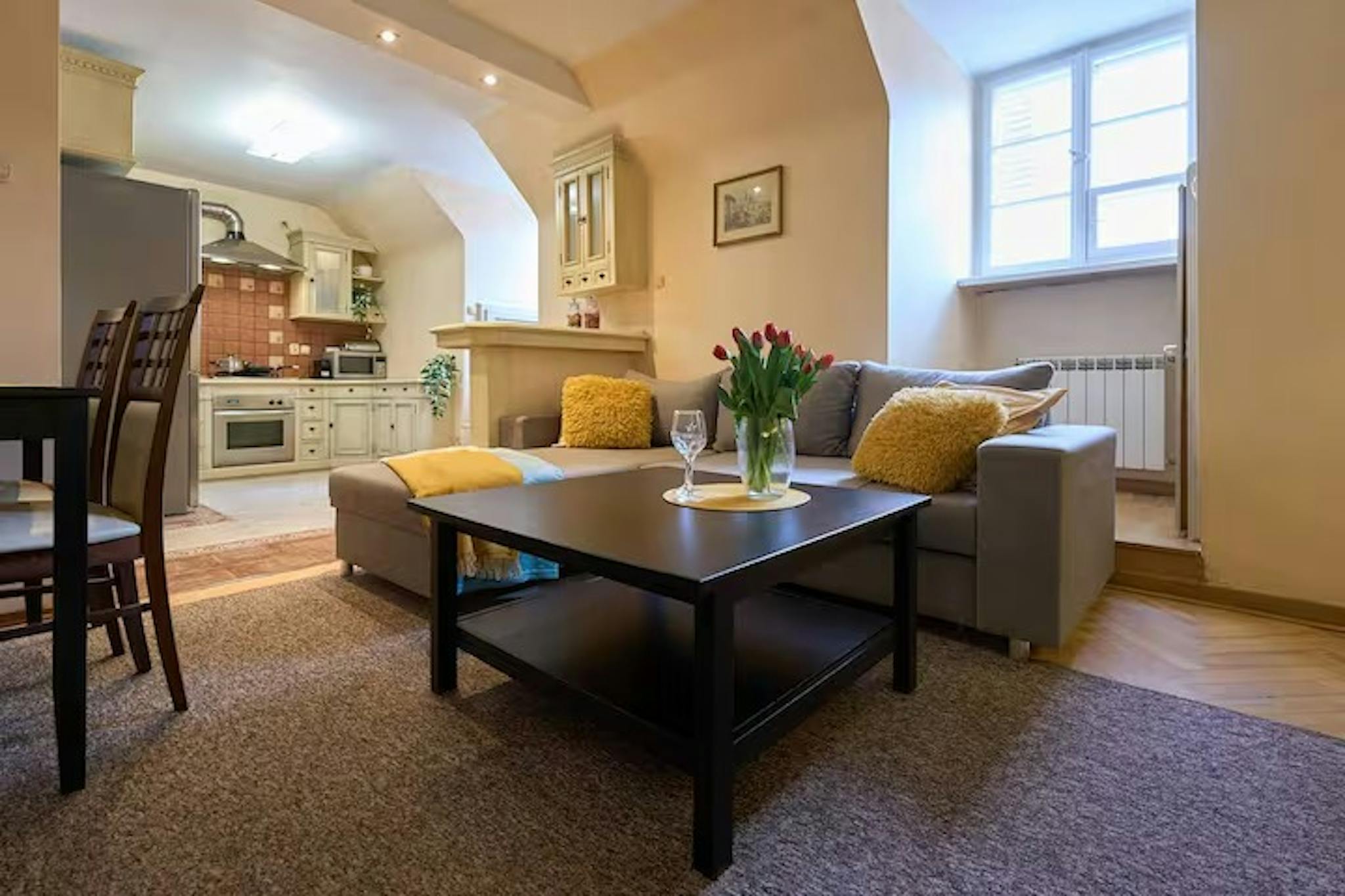 Świętojańska, Warsaw preview