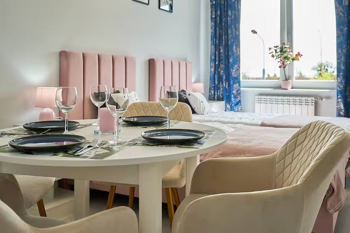 Mieszkanie do wynajęcia za 1700 € miesięcznie w mieście Poznań, Zgoda