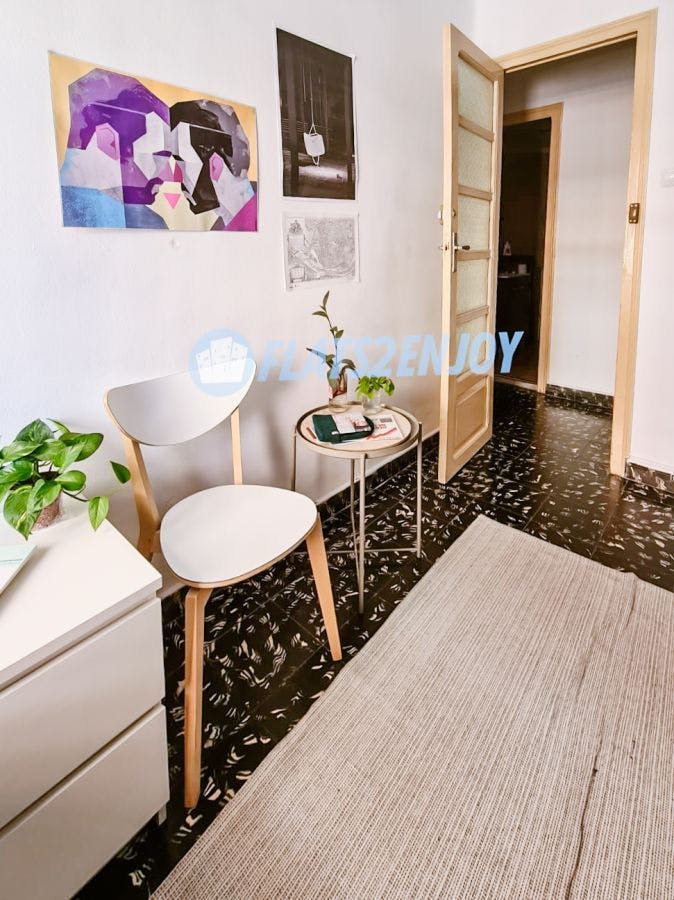 Carrer del Pintor Gisbert, Valencia preview