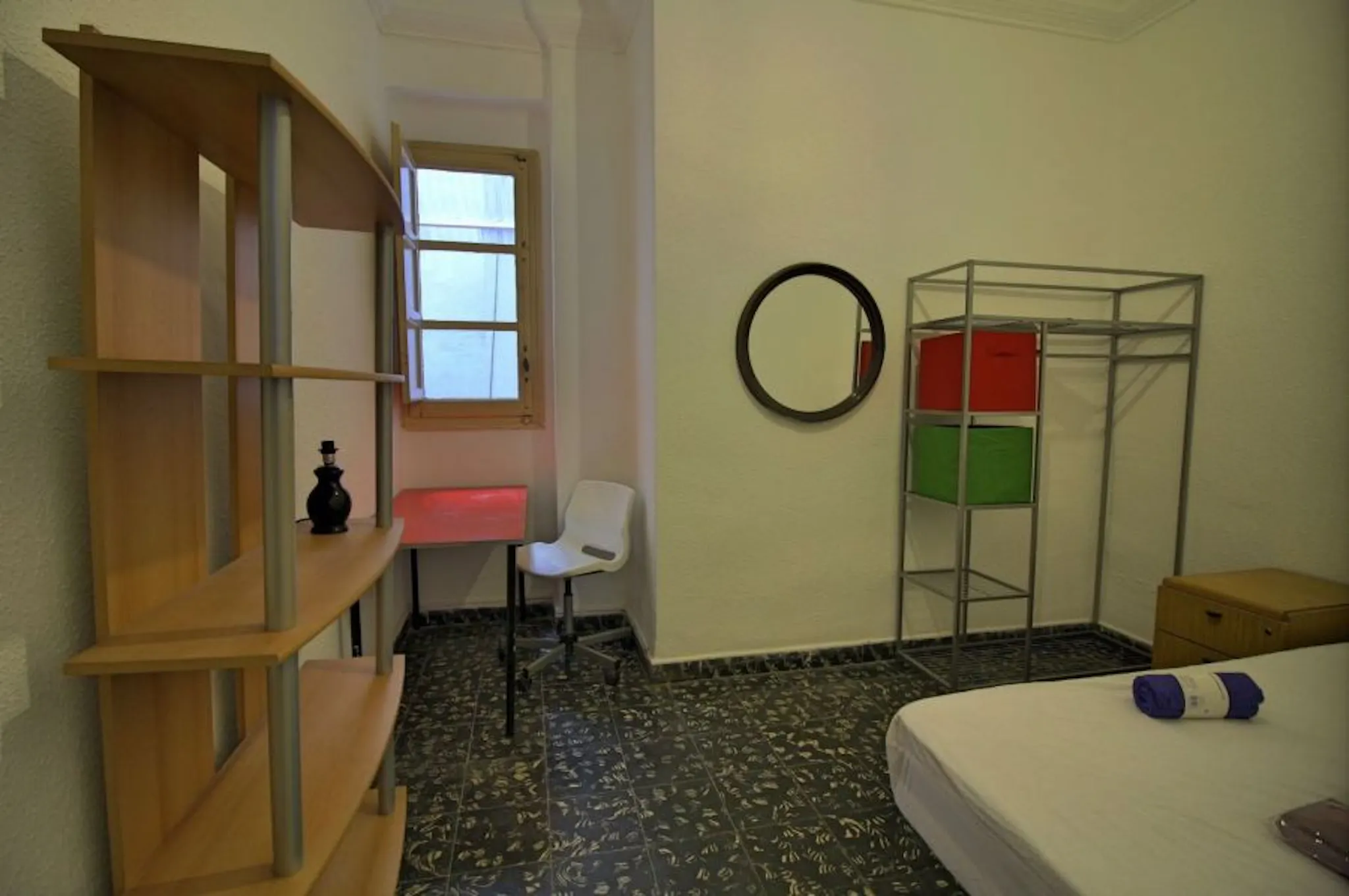 Carrer del Pintor Gisbert, Valencia preview