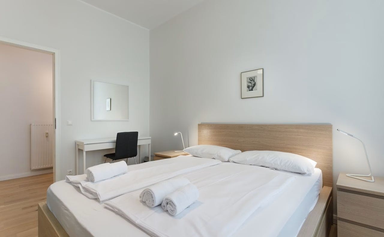 Apartment for rent for €2,050 per month in Berlin, Winsstraße