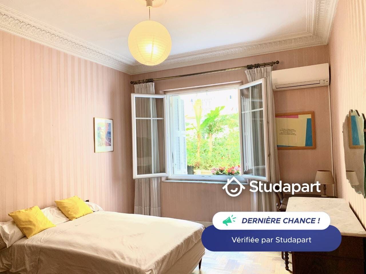 Apartment for rent for €1,400 per month in Nice, Rue de France