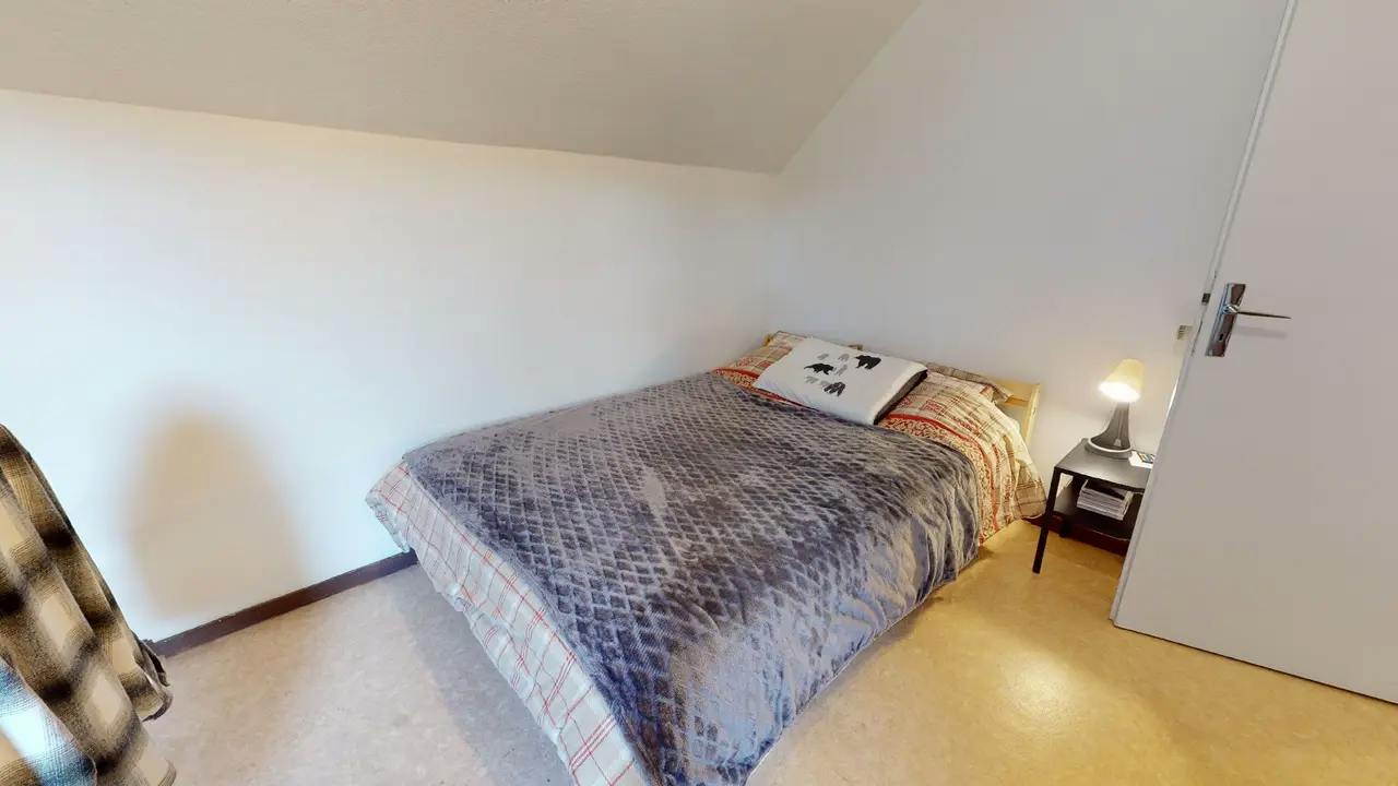 Private room in Chemin des Vieux Capucins, Chambéry (1629692) room image 2