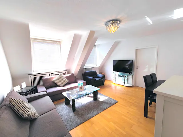 3-Bedroom Apartment in Benrather Straße, Düsseldorf (1629715) room image 1