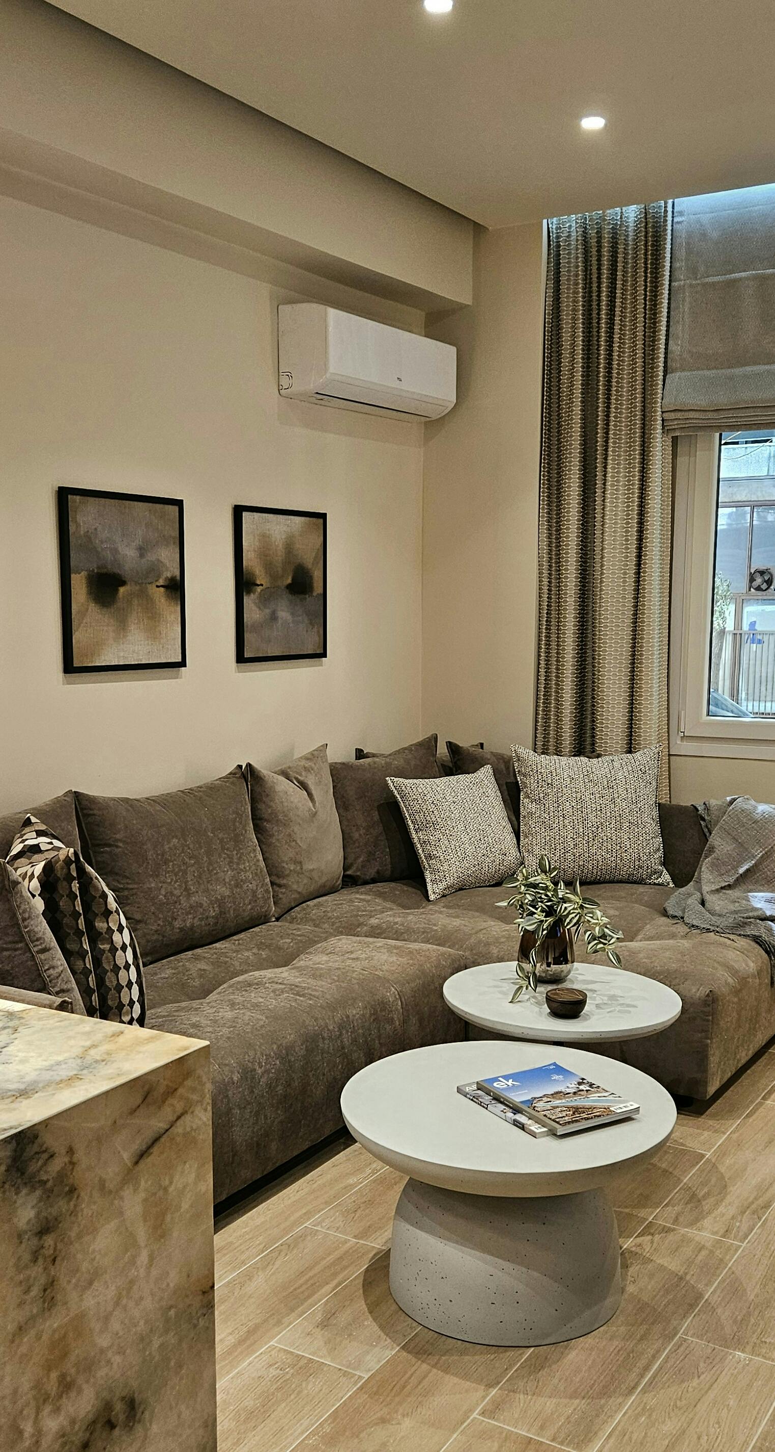 preview gallery tile