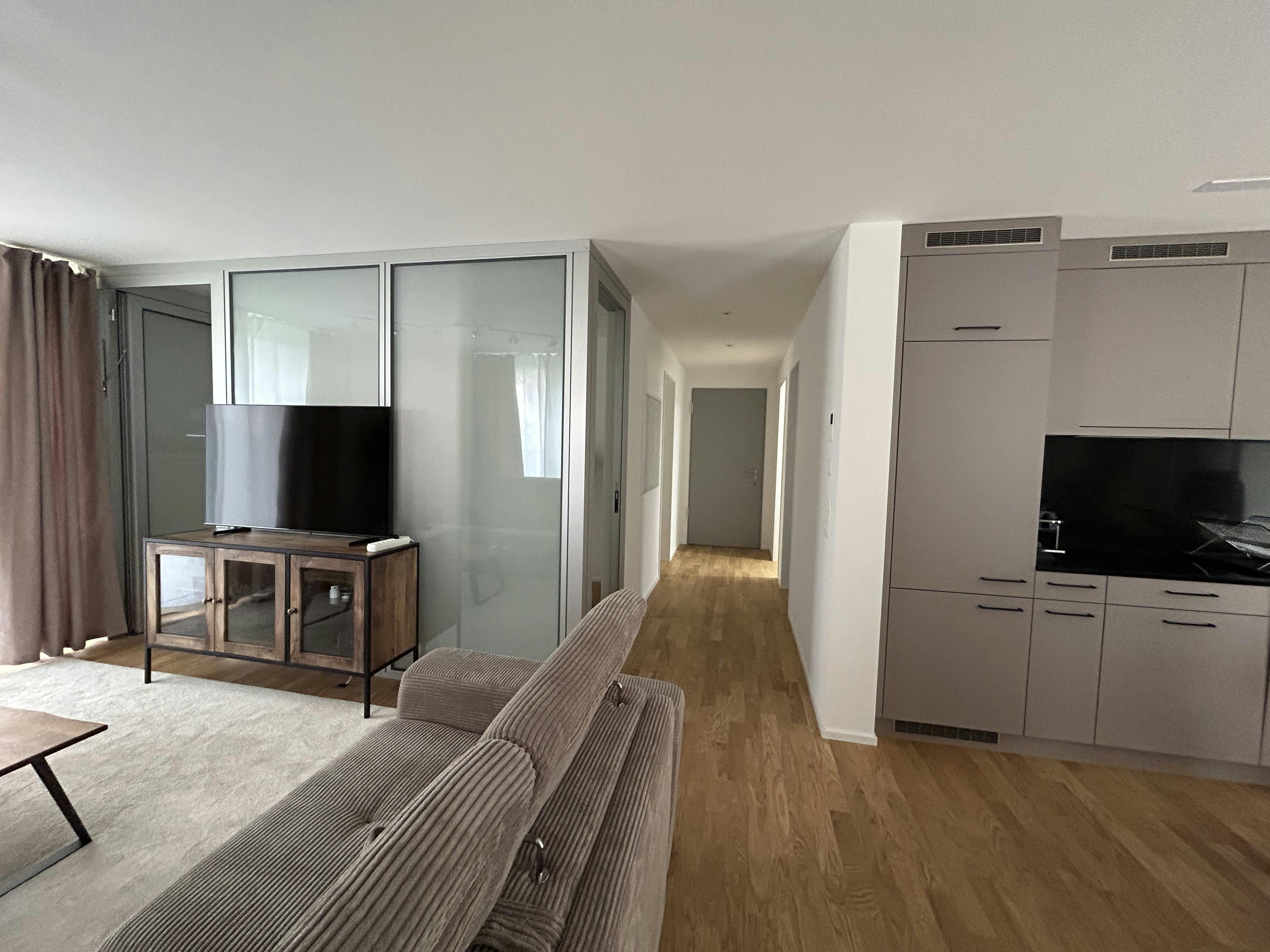 Wohnung zu mieten für 2.900 CHF pro Monat in Winterthur, Oberfeldstrasse