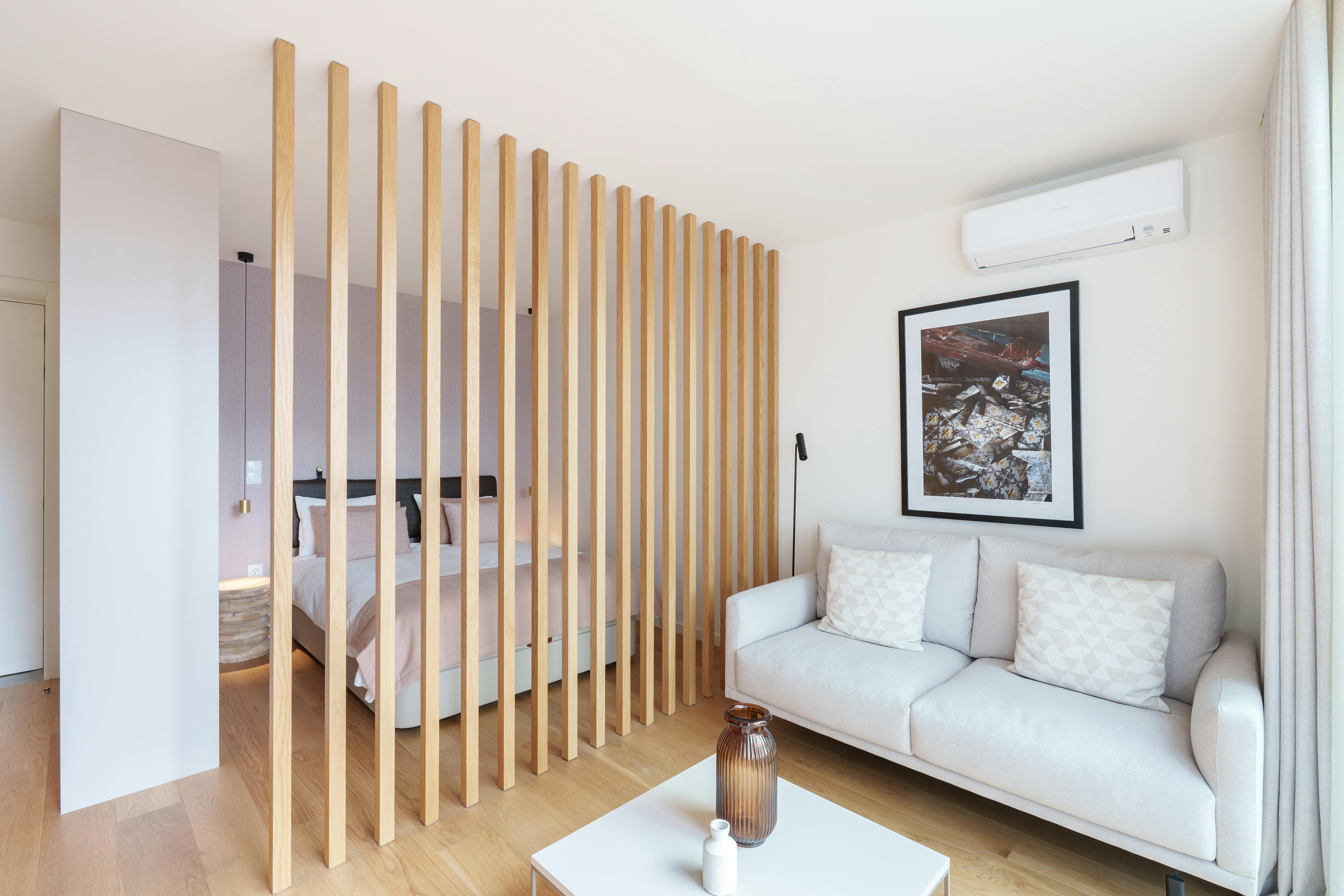 Studio for rent for €1,000 per month in Porto, Praça dos Poveiros