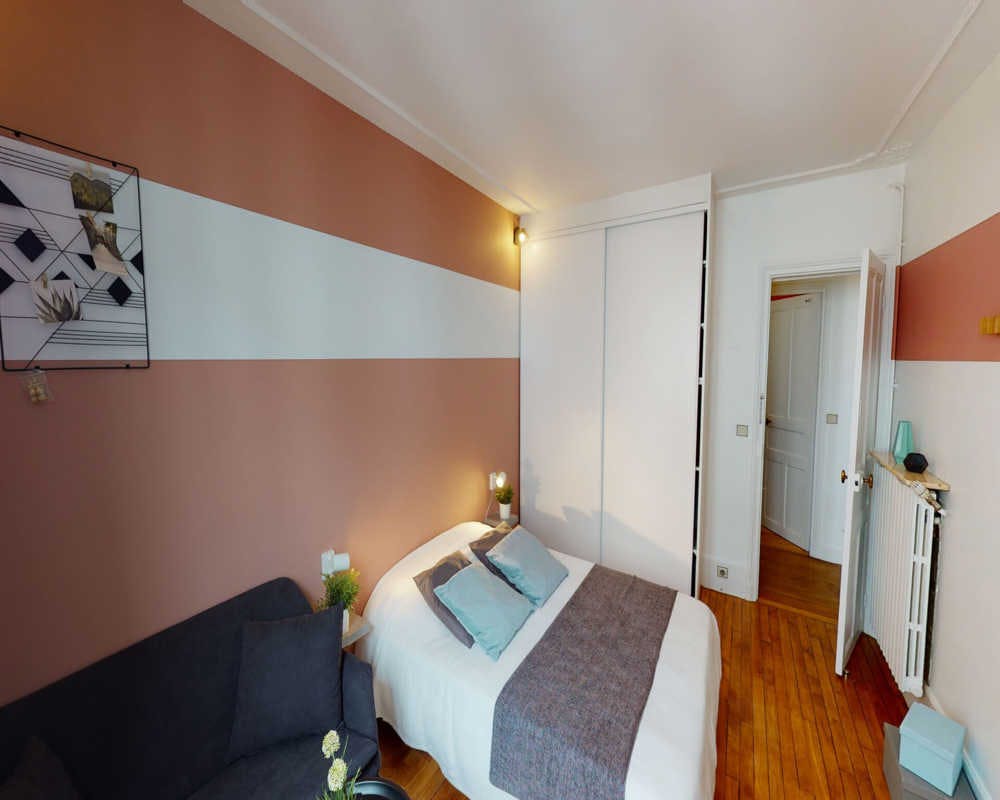 Private room in Rue le Marois, Paris (1629972) room image 1